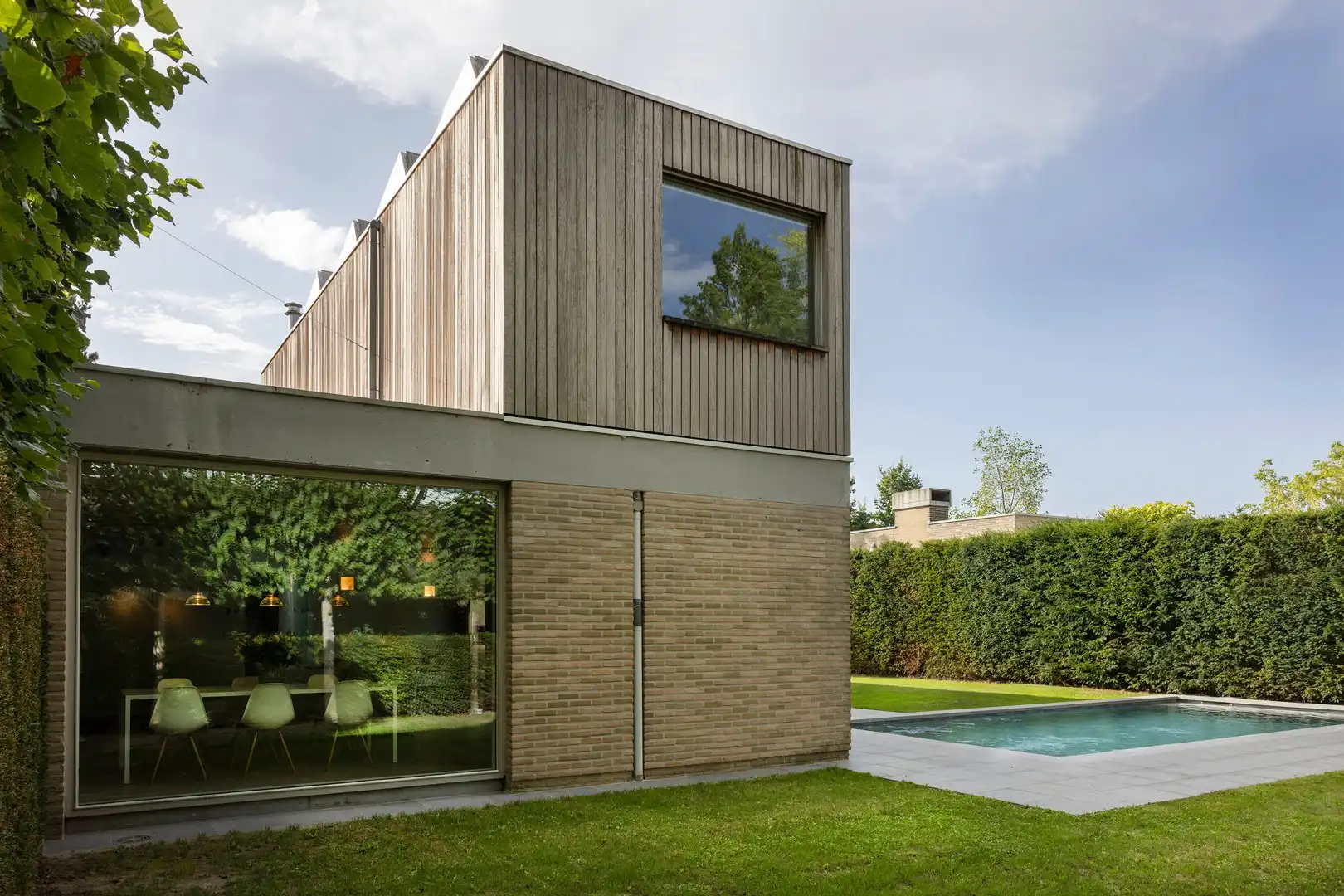 Subliem gelegen, stijlvolle woning met zwembad. foto 14