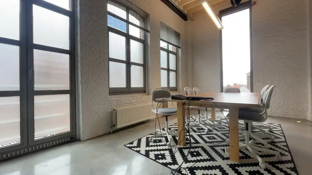 Trendy kantoor in gerenoveerd pakhuis nabij het Eilandje foto 11