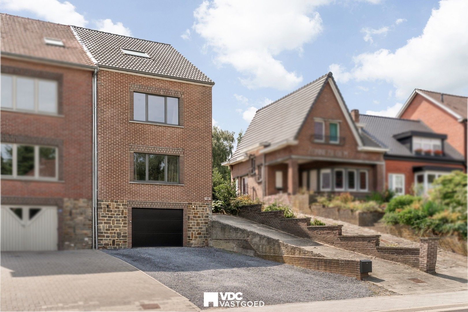 Energiezuinige woning met 5 slaapkamers, 20 zonnepanelen, garage en zuidgerichte tuin aan natuurreservaat Kevie foto 22