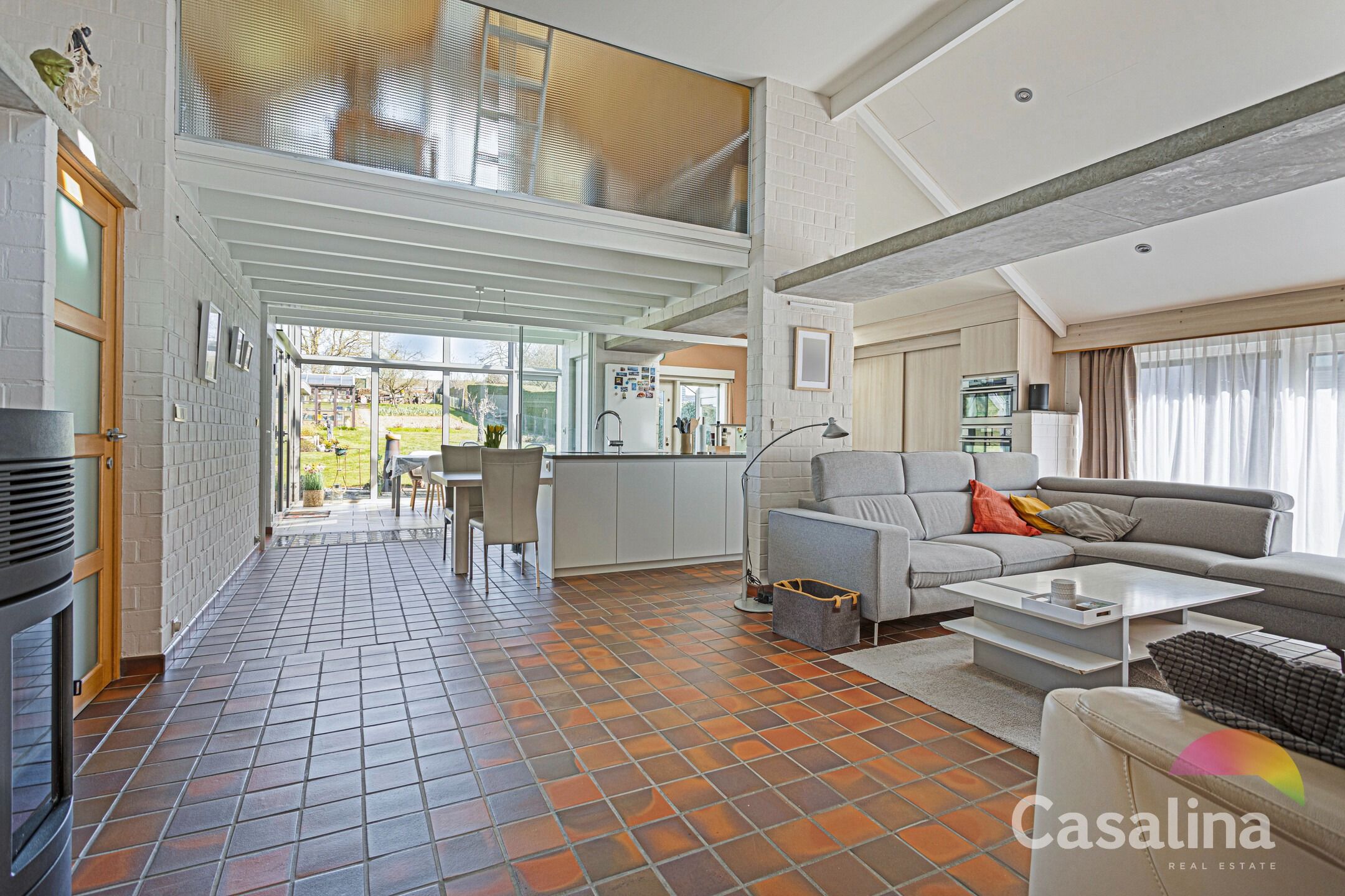 4-gevel woning met een prachtige tuin foto 6