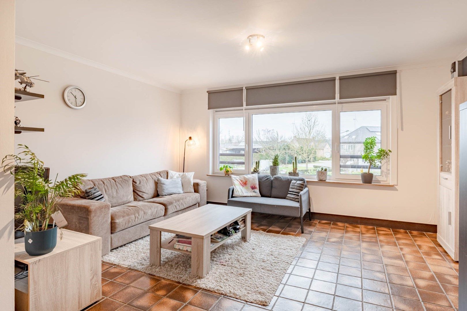Verzorgd tweeslaapkamer-appartement met garage en berging op enkele minuutjes van het centrum van Munsterbilzen foto 3
