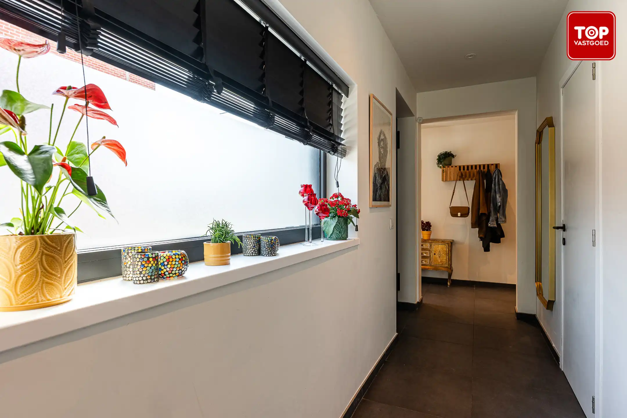 Prachtig gerenoveerde woning met 3 slaapkamers. foto 4