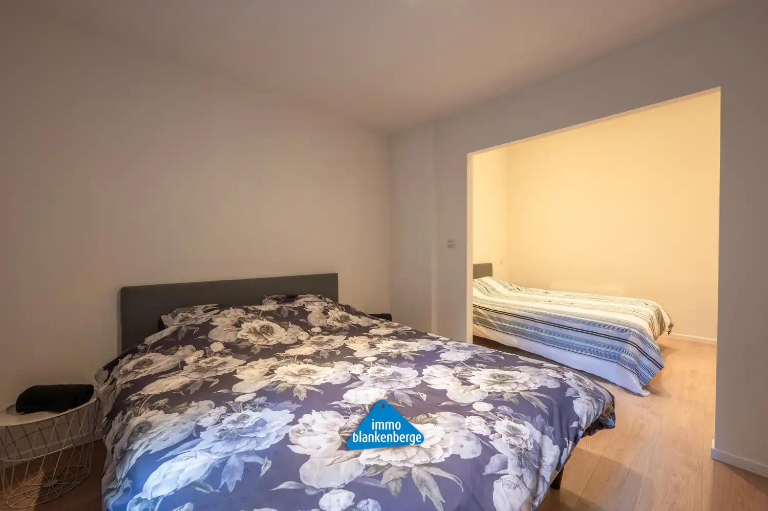 Ruim Gelijkvloers Appartement op de Zeedijk met Frontaal Zeezicht foto 14