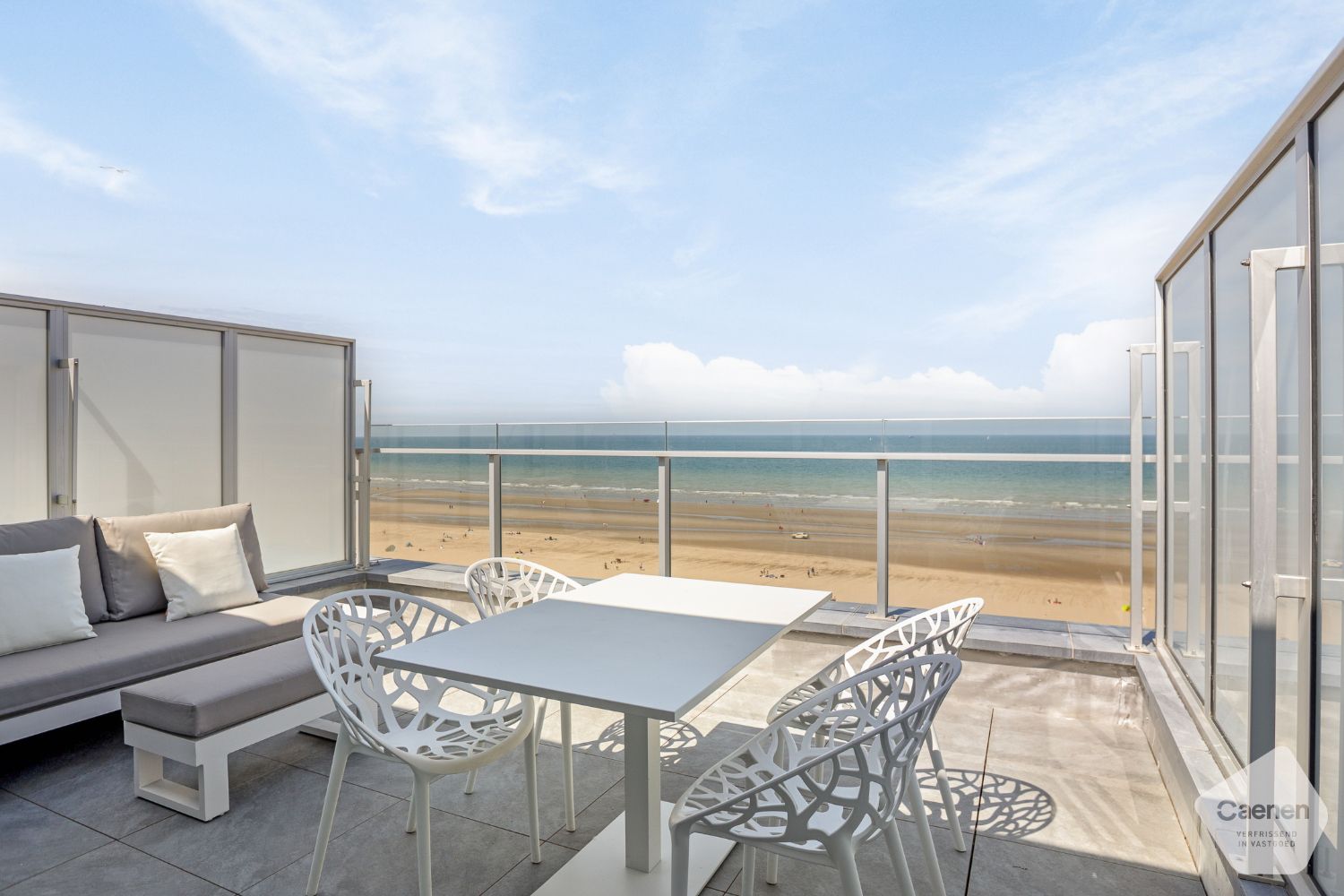 Gerenoveerde penthouse met terrassen en schitterend zeezicht! foto 13