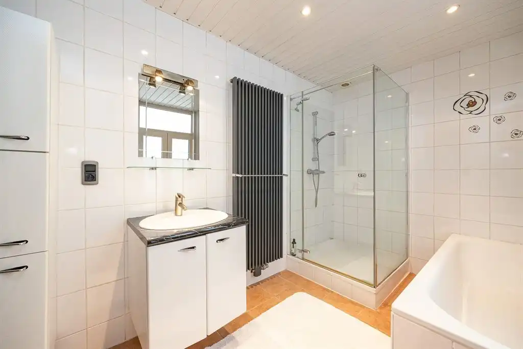 Charmant herenhuis met 4 slaapkamers foto 18