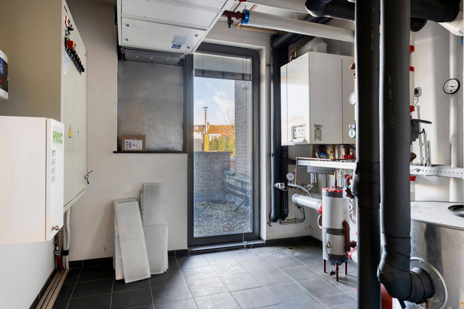 Uitstekend onderhouden gebouw voor gemengd gebruik foto 29