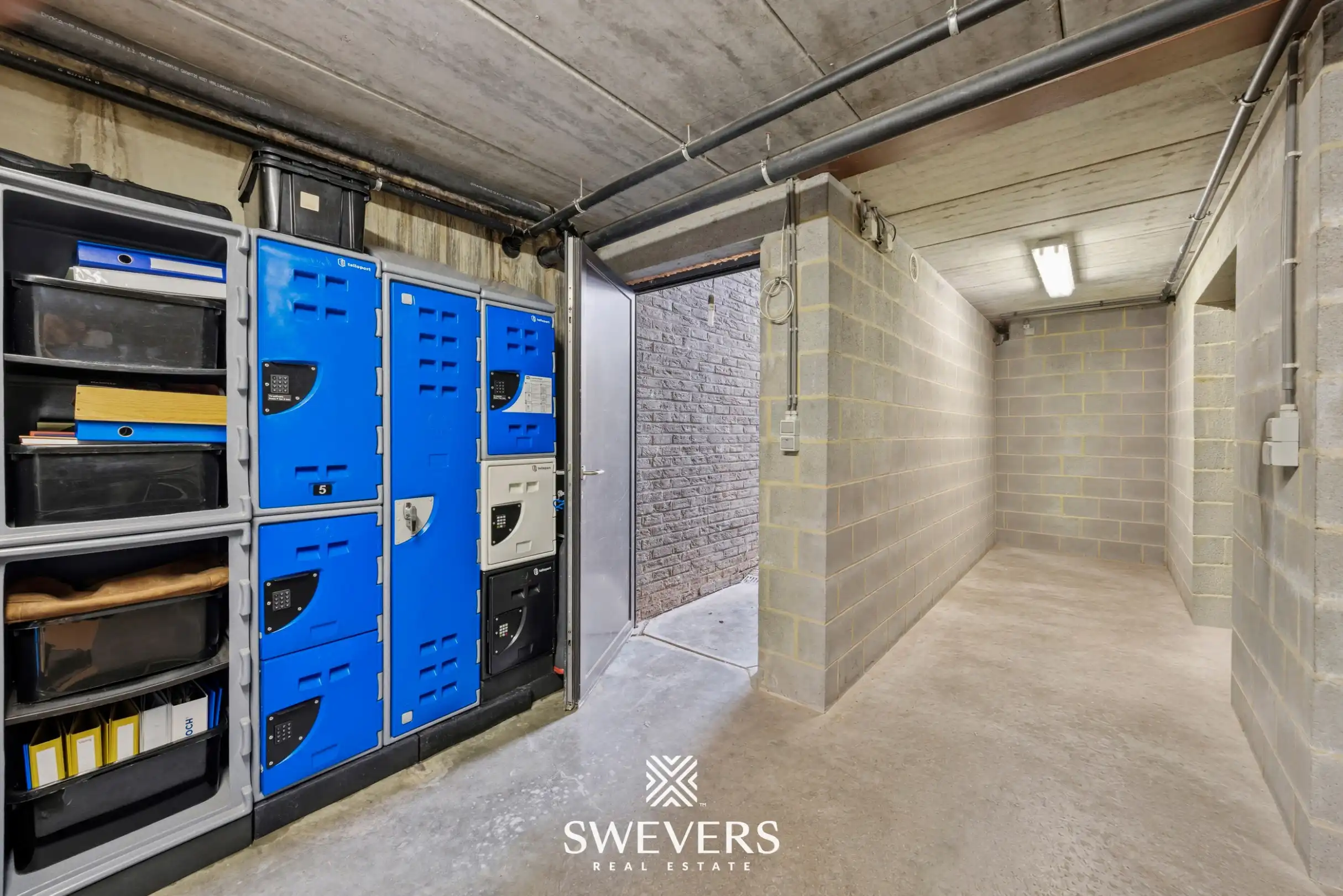 Gezinswoning met 4 slaapkamers en praktijkruimte op een rustige locatie in Zonhoven foto 37
