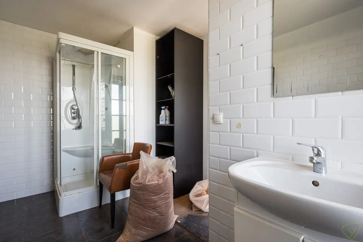 Veelzijdig handelspand met woonst op toplocatie in Lembeke foto 24