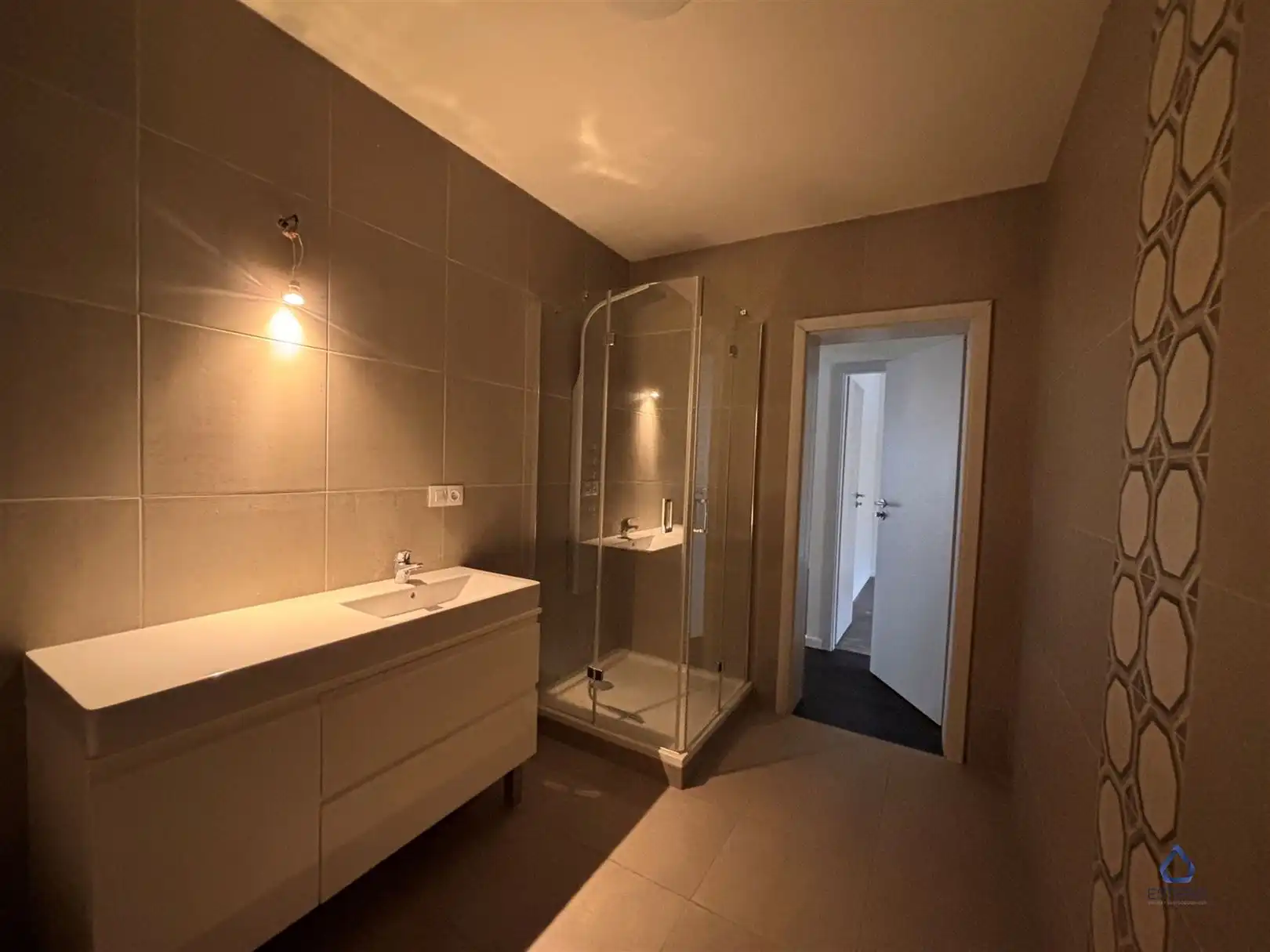 Appartement met garage in de gezellige Arendwijk te Aalst foto 17