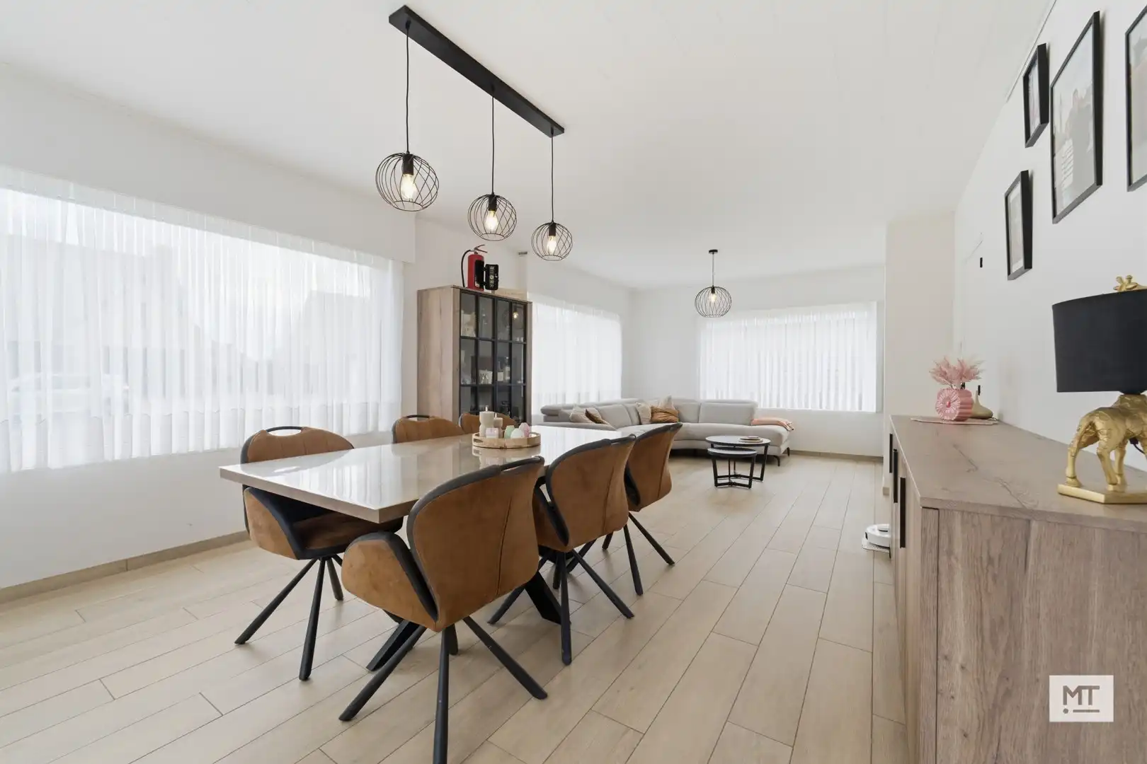 Gerenoveerde alleenstaande woning te koop op de Madonna foto 3