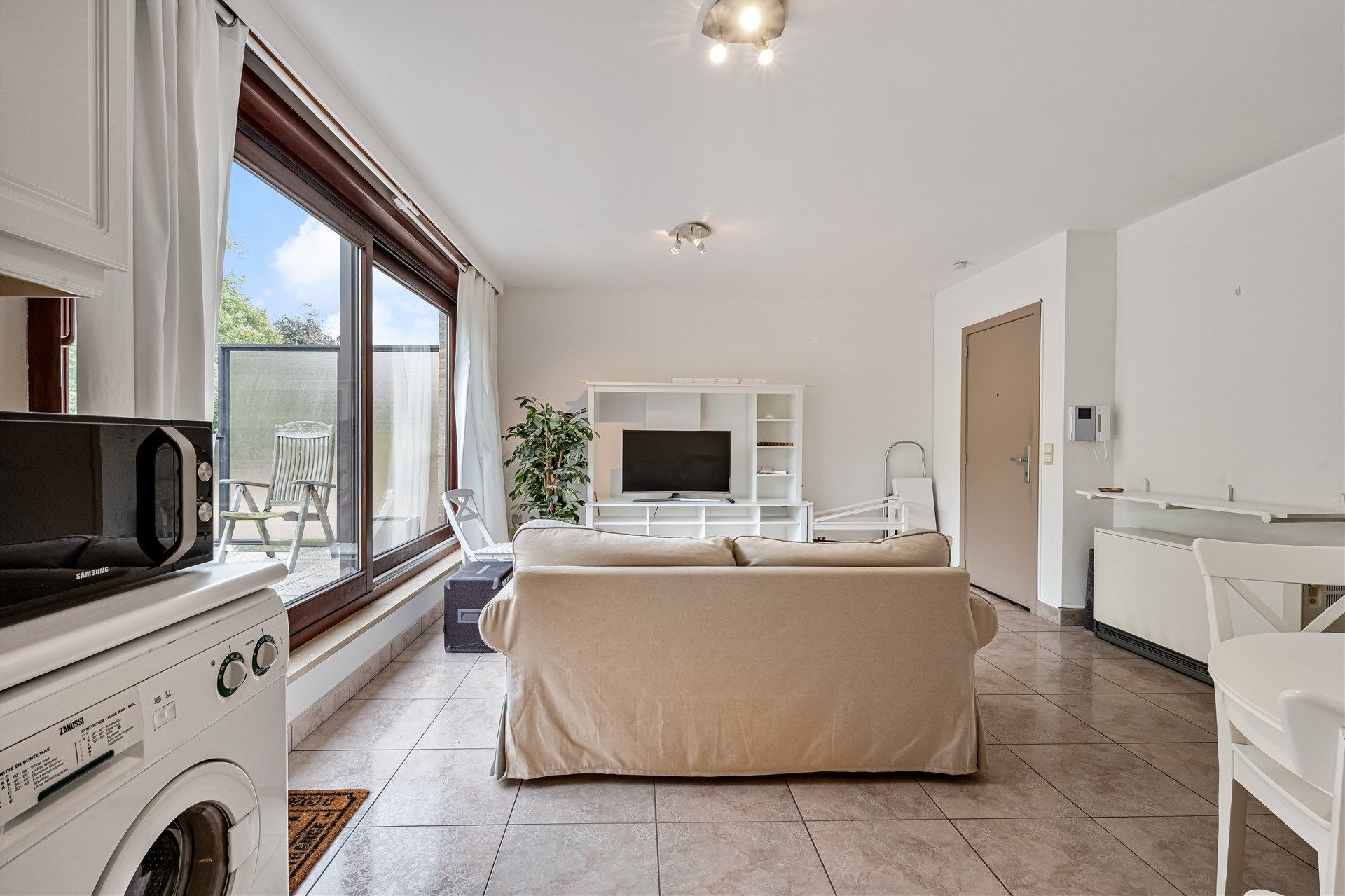 Instapklaar appartement met fantastisch terras! foto 9