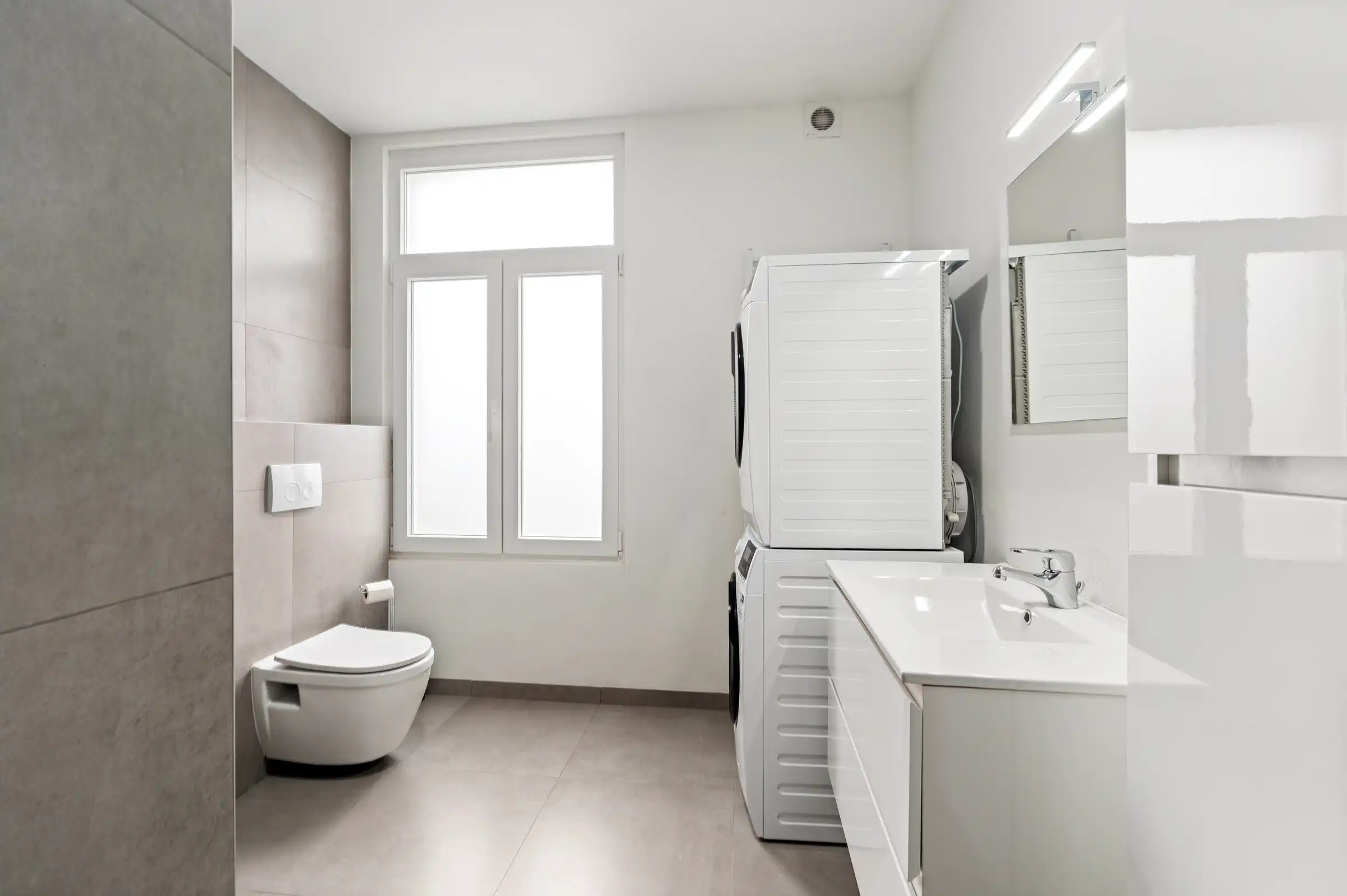 Gerenoveerde - instapklare woning met gezellige patio foto 11