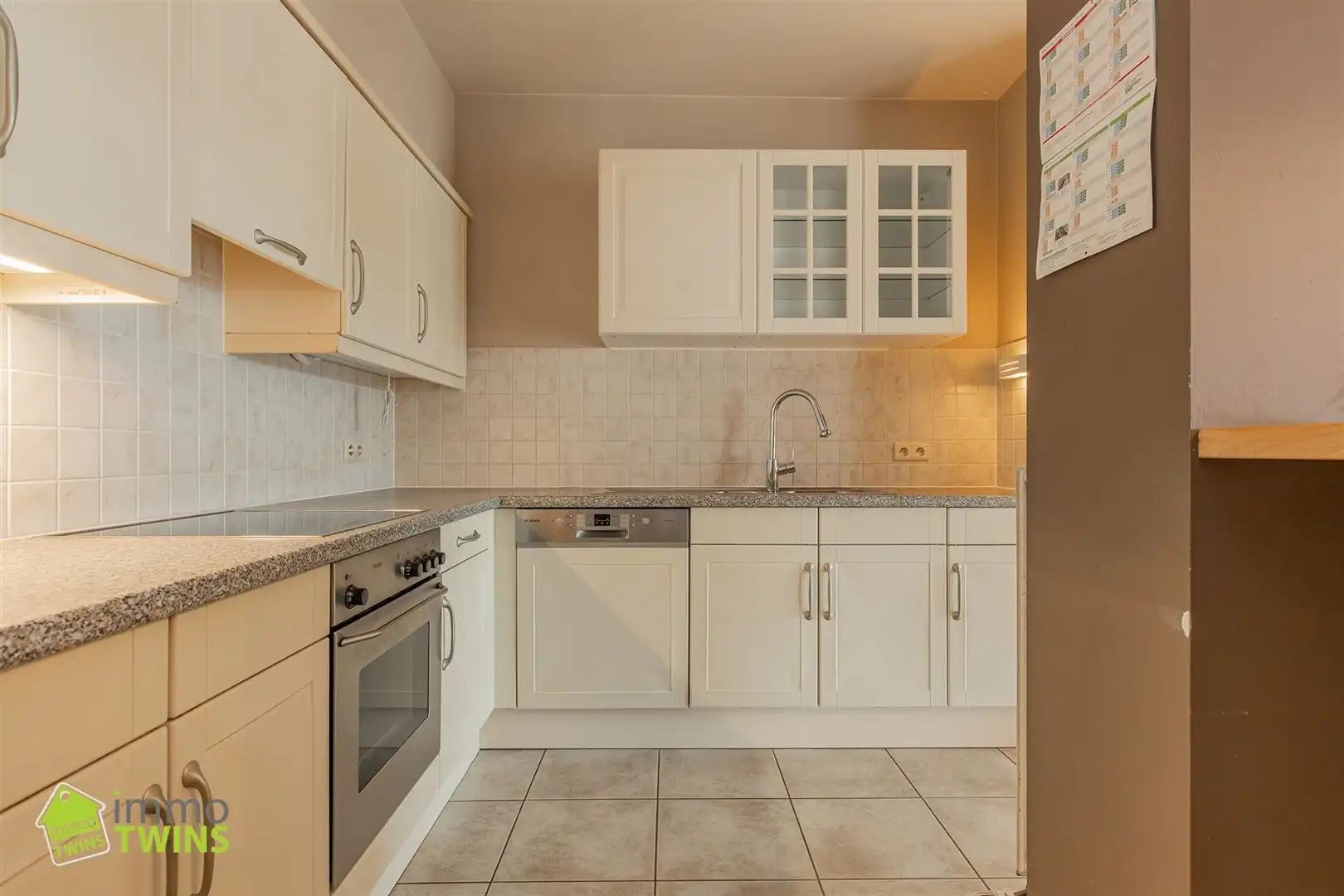 Duplex app. met 3 slpks, terras, autostaanplaats & garage foto 5