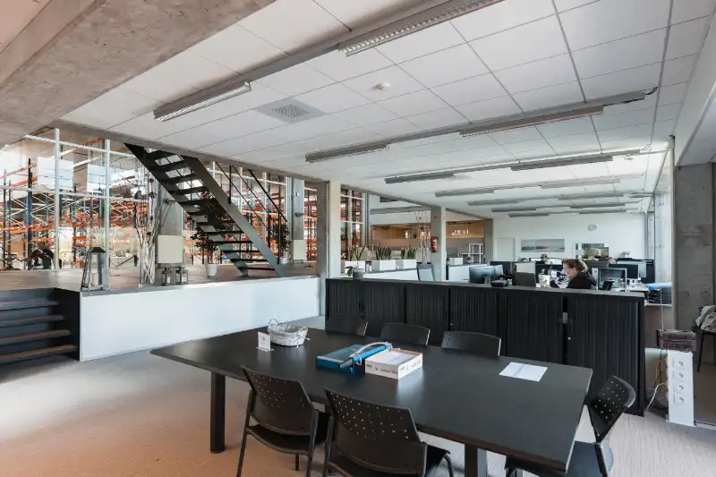 Bedrijfsgebouw te huur foto 5