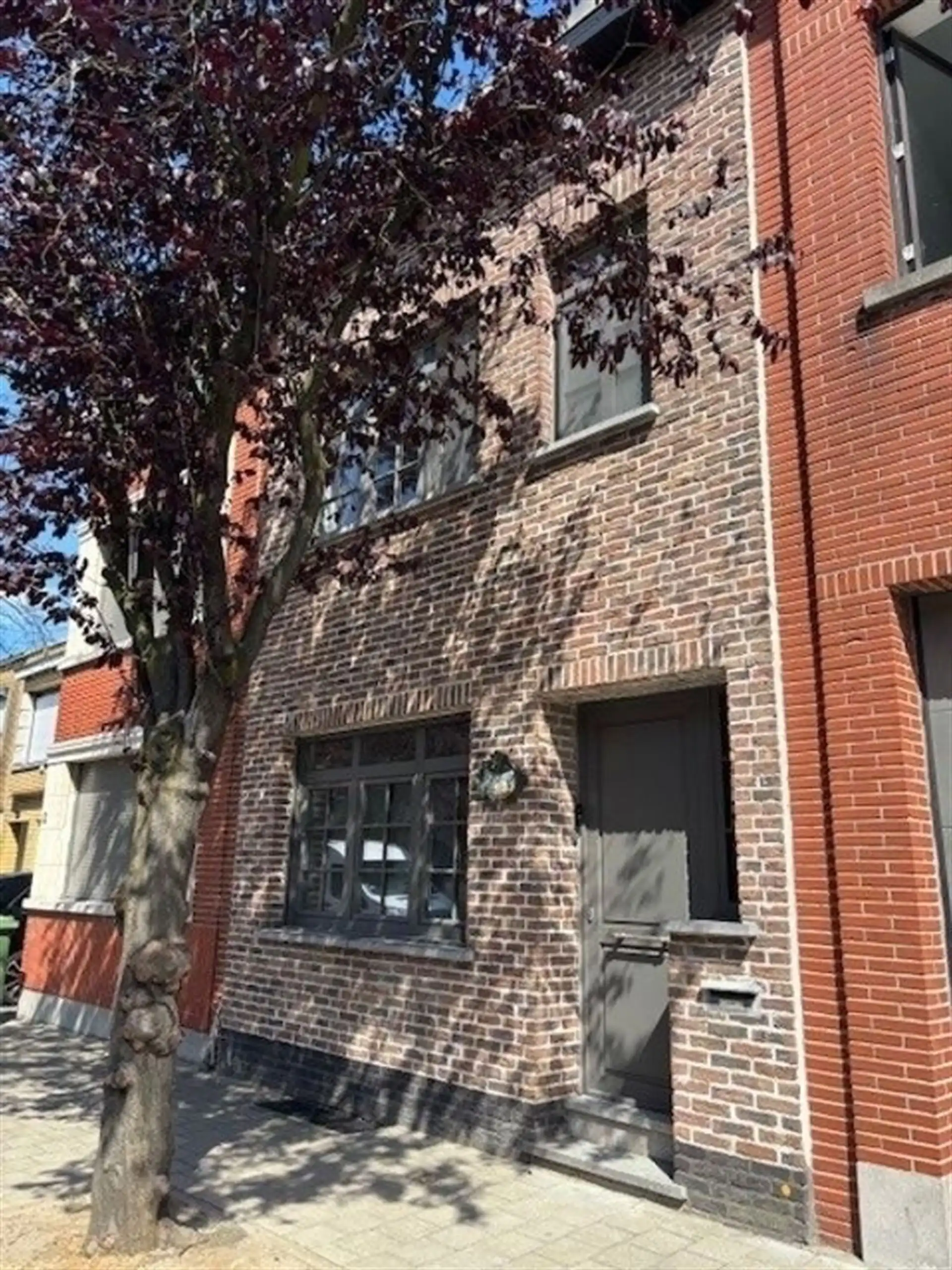 Mooi gerenoveerde woning met tuin! foto {{pictureIndex}}