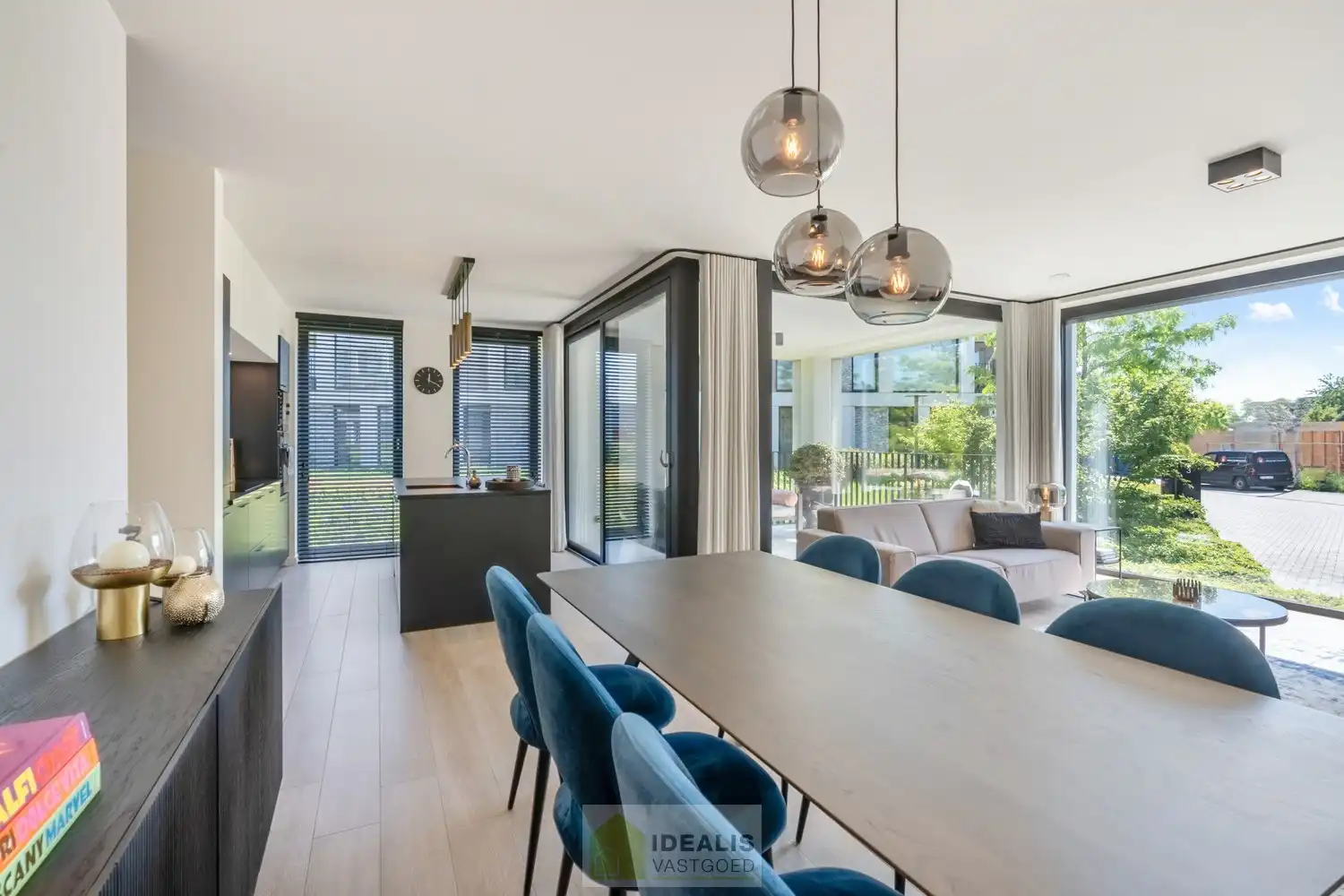 RECENT EN PERFECT ONDERHOUDEN GELIJKVLOERSAPPARTEMENT AAN DE RAND VAN HET CENTRUM IN PRACHTIG GROENE OMGEVING foto 6