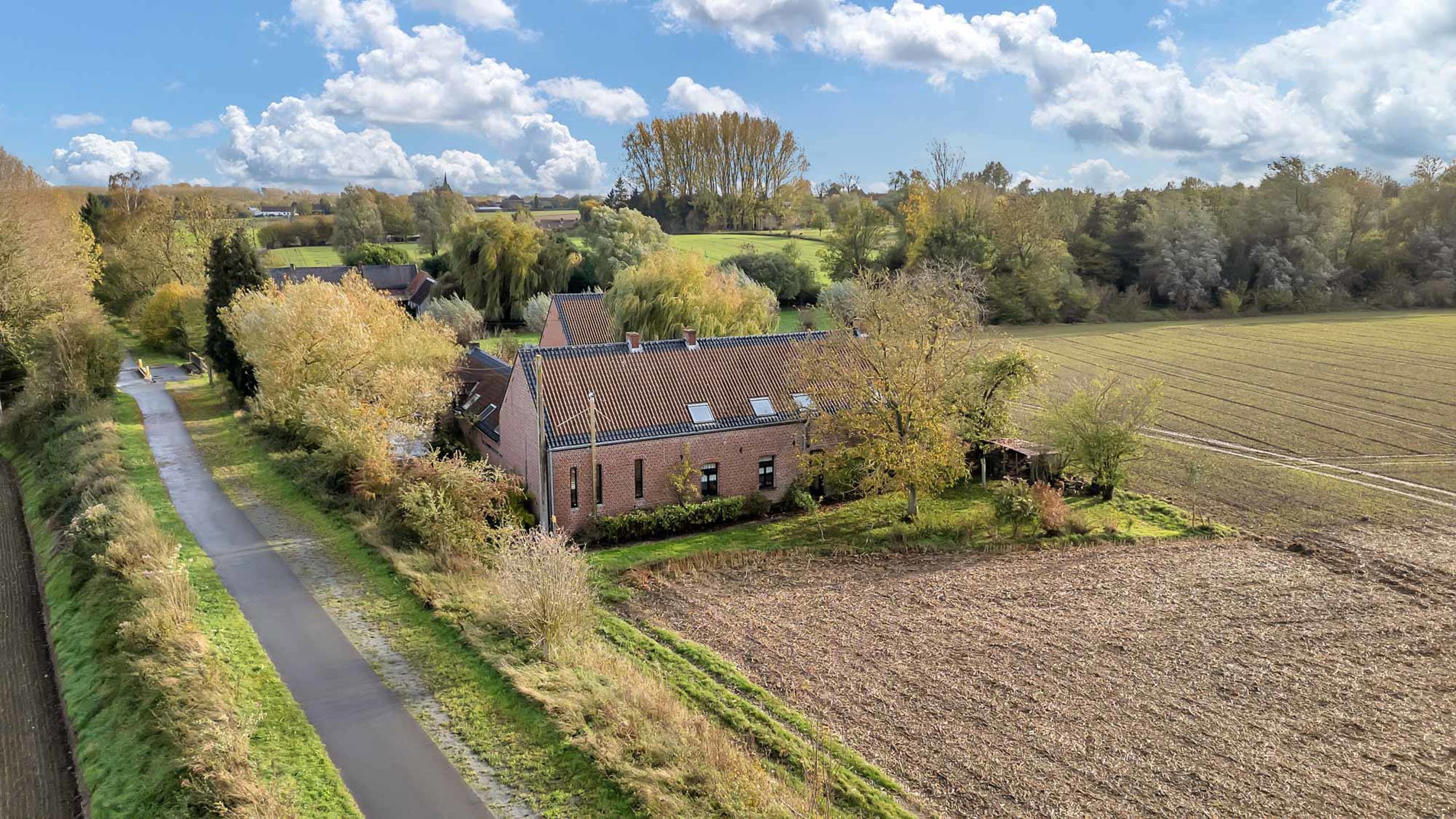 Fantastisch gerenoveerde hoeve met binnenzwembad foto 33