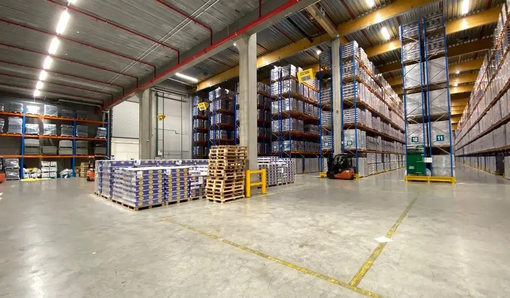 Recent logistiek magazijn te huur in IZ De Hulst Willebroek foto 9