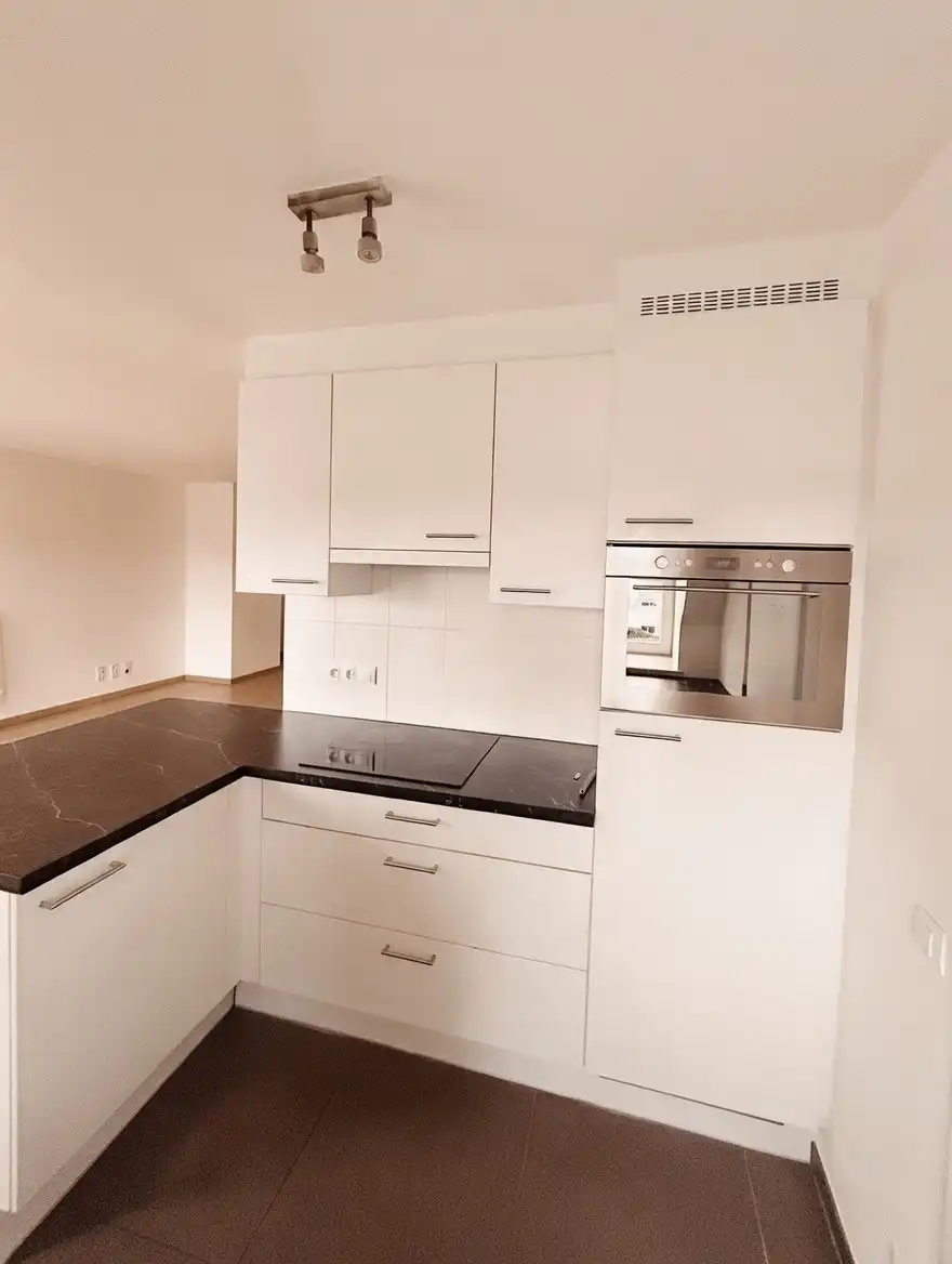 Uiterst ruim en luxueus appartement 130m² nabij het centrum van Waregem foto 6