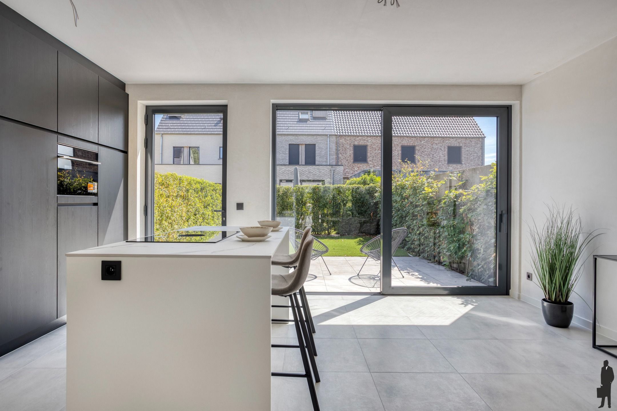 Nieuwbouwwoning met 5 slpk. gelegen in de dorpskern van Minderhout!  foto 8