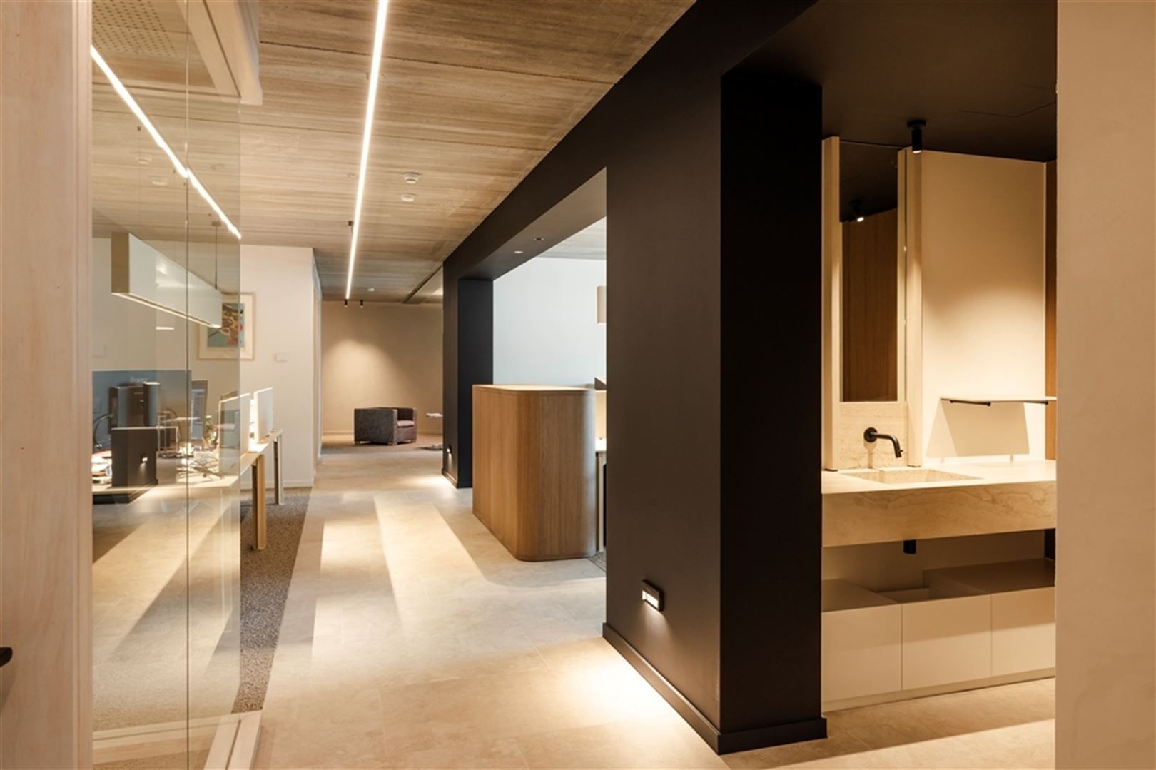 Nieuwbouw kantoren op strategische locatie in Destelbergen foto 3