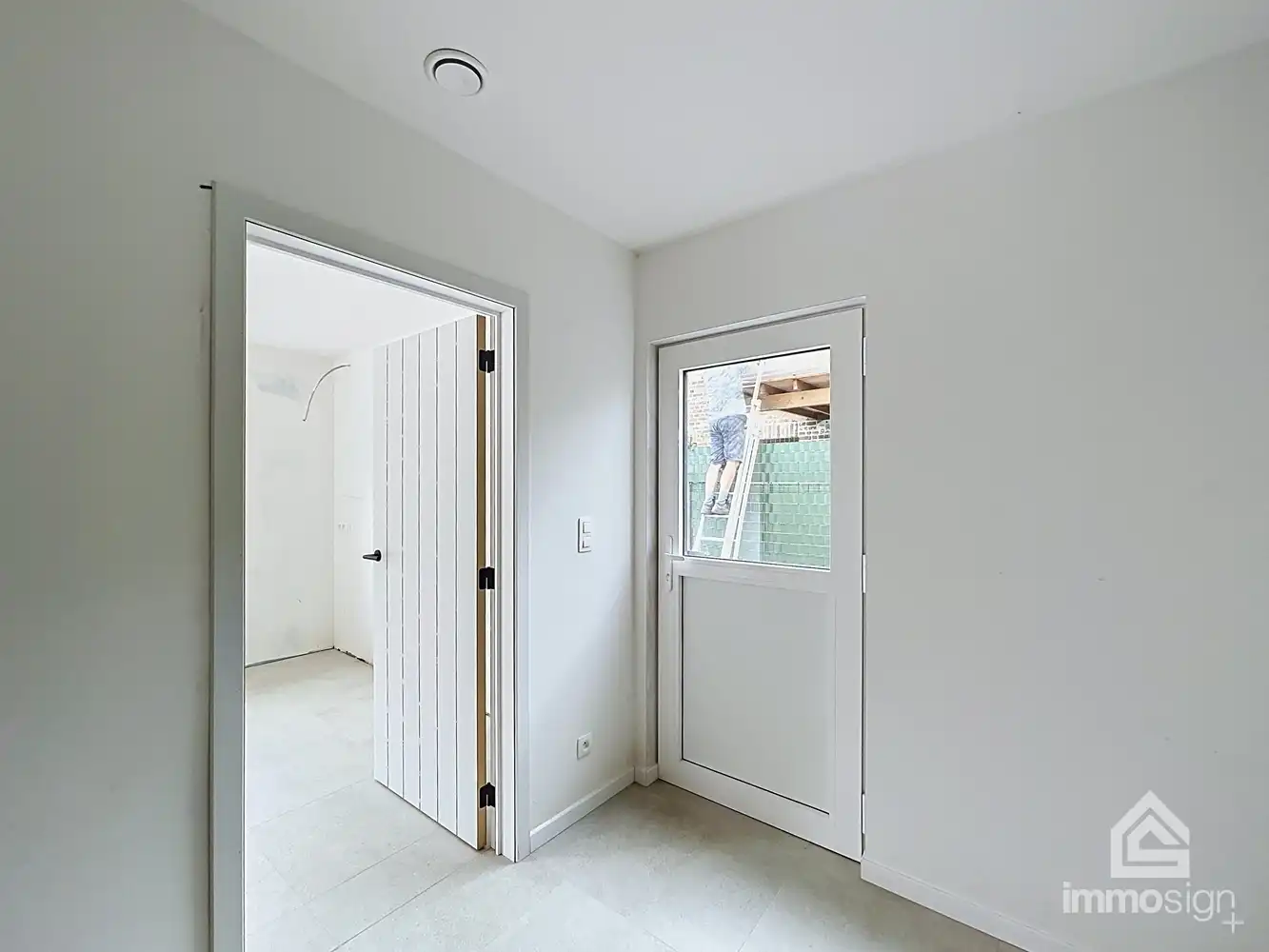 Gerenoveerde gelijkvloerse woning op ruim perceel in Peer! foto 21