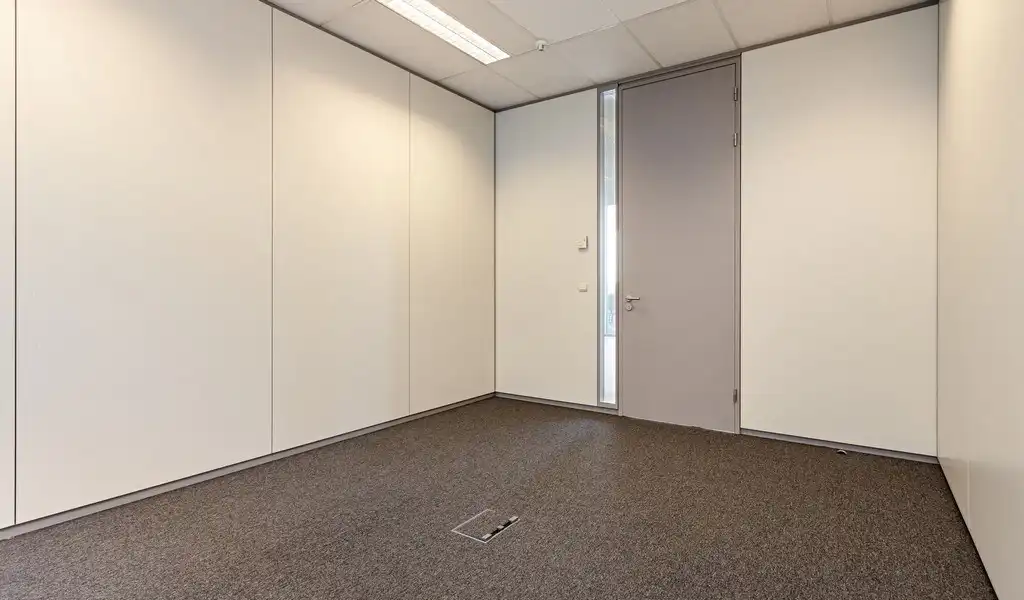 Kantoren met prachtig zicht te huur in Antwerp Ring Center in Borgerhout foto 13