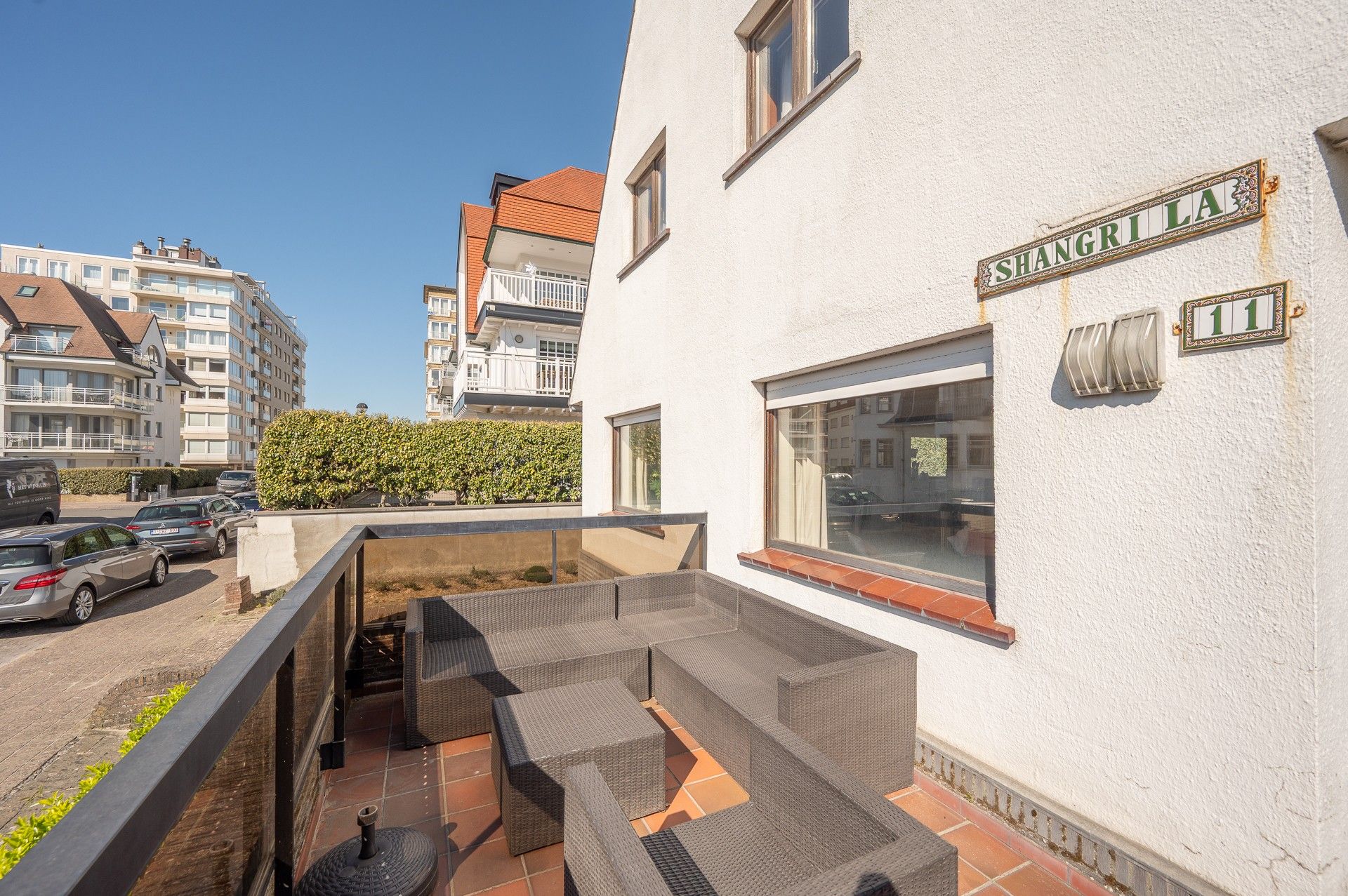Unieke woning met potentieel op toplocatie in Knokke foto 4
