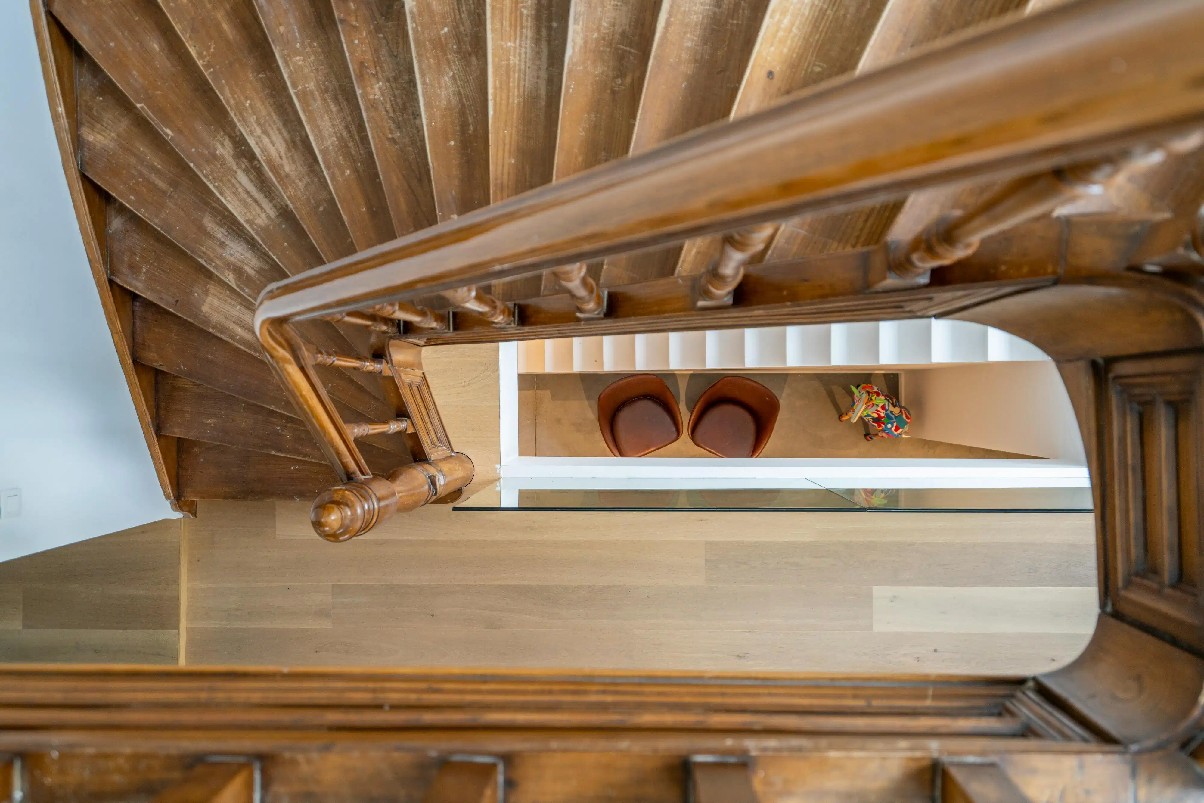 Prachtig gerenoveerde appartement te koop met uitweg  foto 2