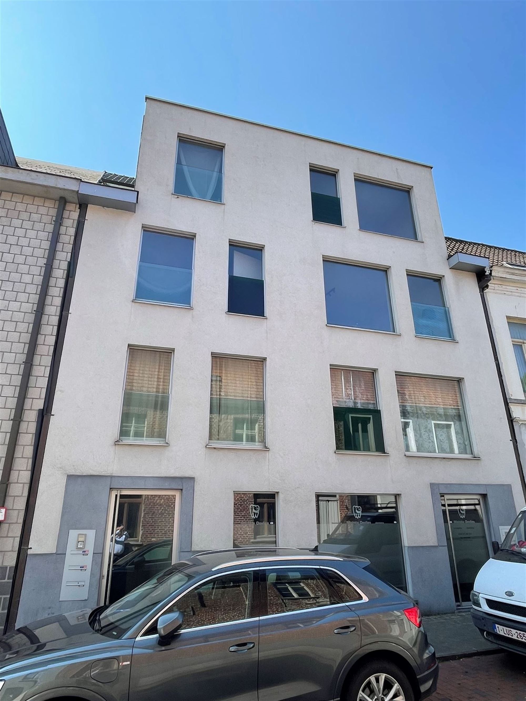 Opbrengsteigendom met 3 appartementen en één kantoorruimte | 0475703619 foto 11