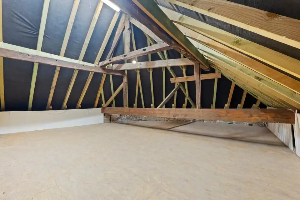 RUIM HANDELSPAND MET WOONST OP TOPLOCATIE IN ZOUTLEEUW foto 29