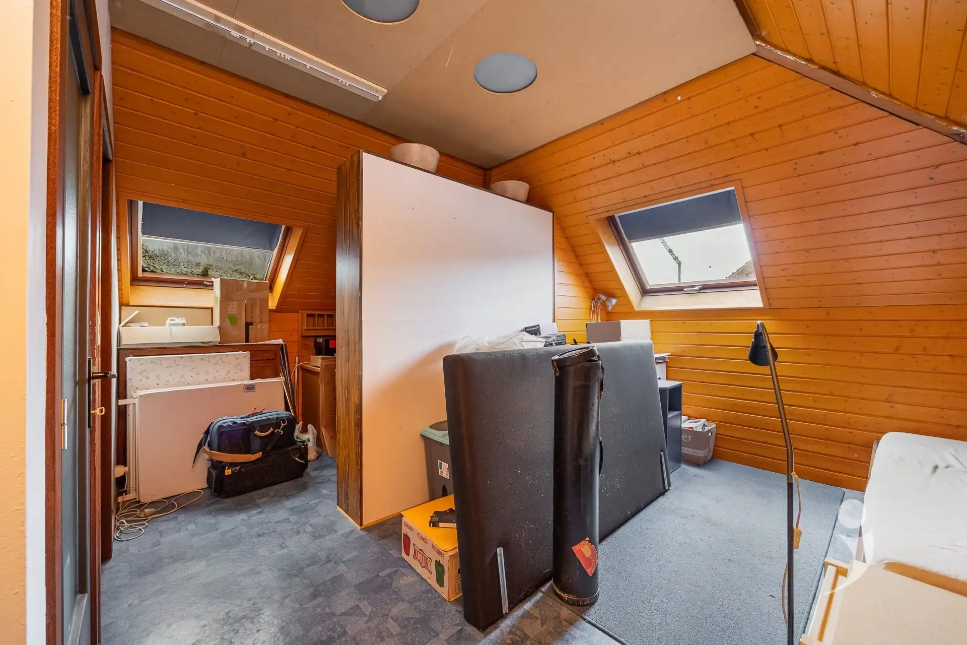 Charmante gezinswoning met uitzonderlijke tuin en weids uitzicht  foto 27