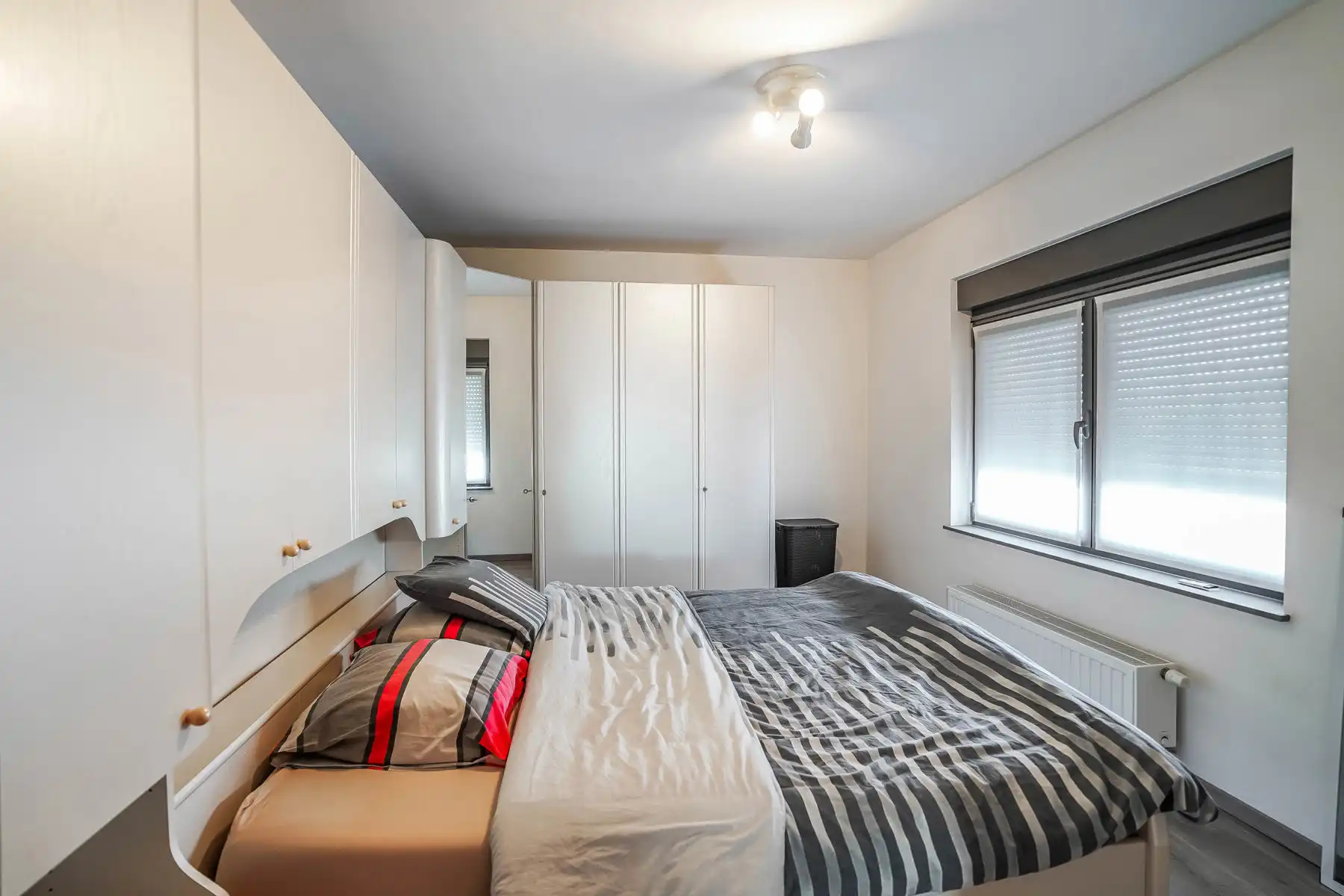Knap gerenoveerde HOB- woning op toplocatie te Londerzeel. foto 20