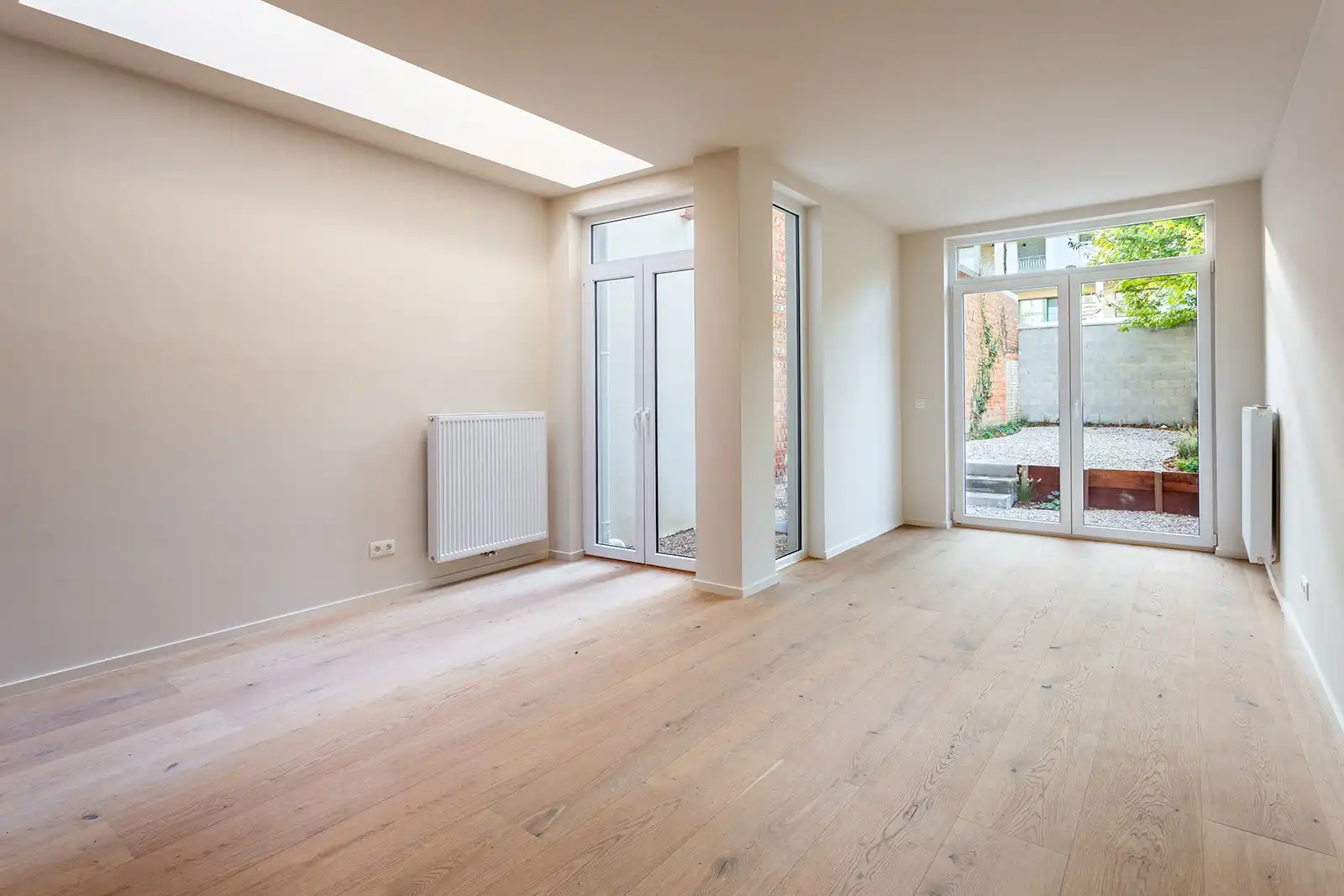 Woning met garage en tuin in oud-Berchem foto 4