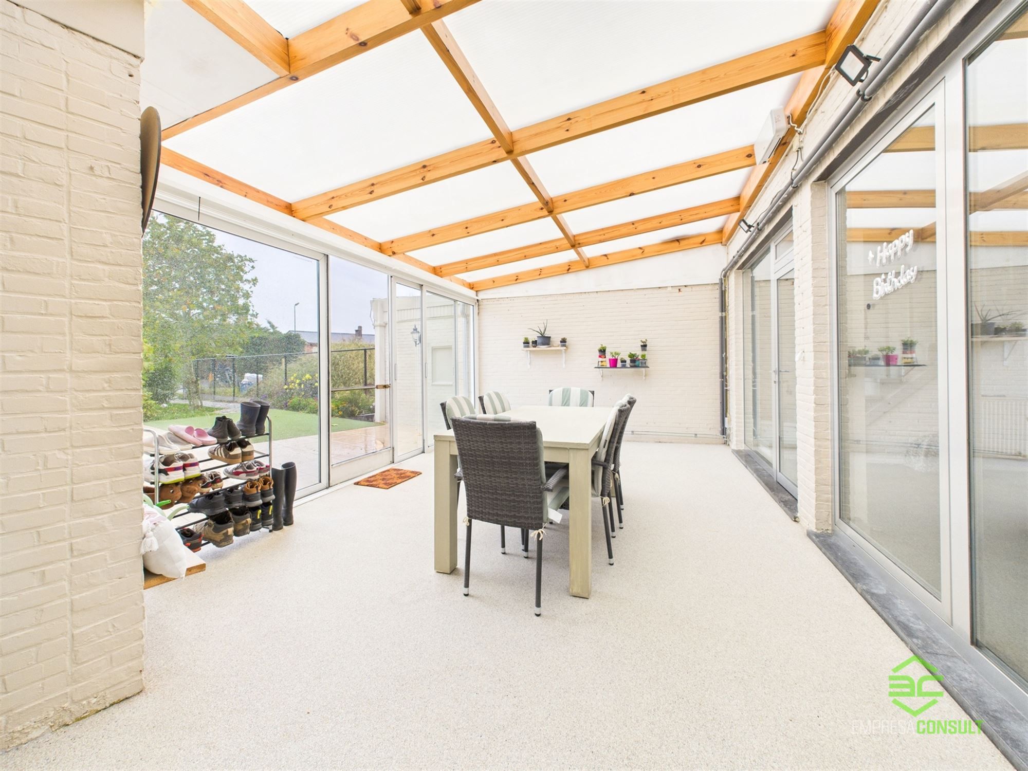 Ruime gezinswoning met 3/4 slpk en praktijkruimte! foto 10