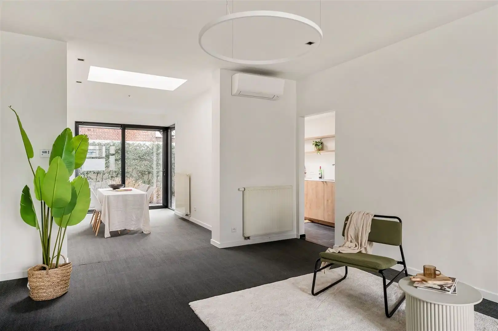 Uitzonderlijk herenhuis volledig gerenoveerd foto 3