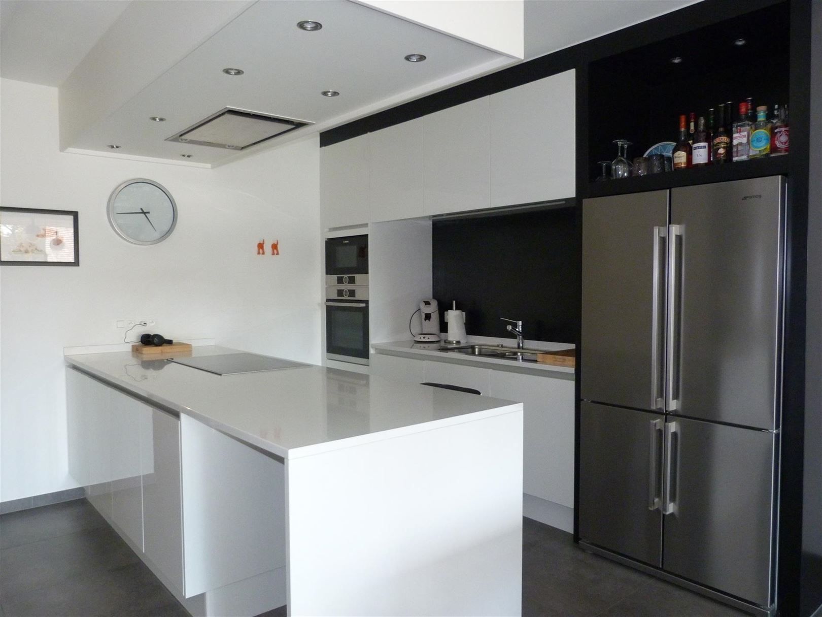 Luxe nieuwbouw-appartement met 2 slpk's,terras en garage in centrum St - Truiden foto 6