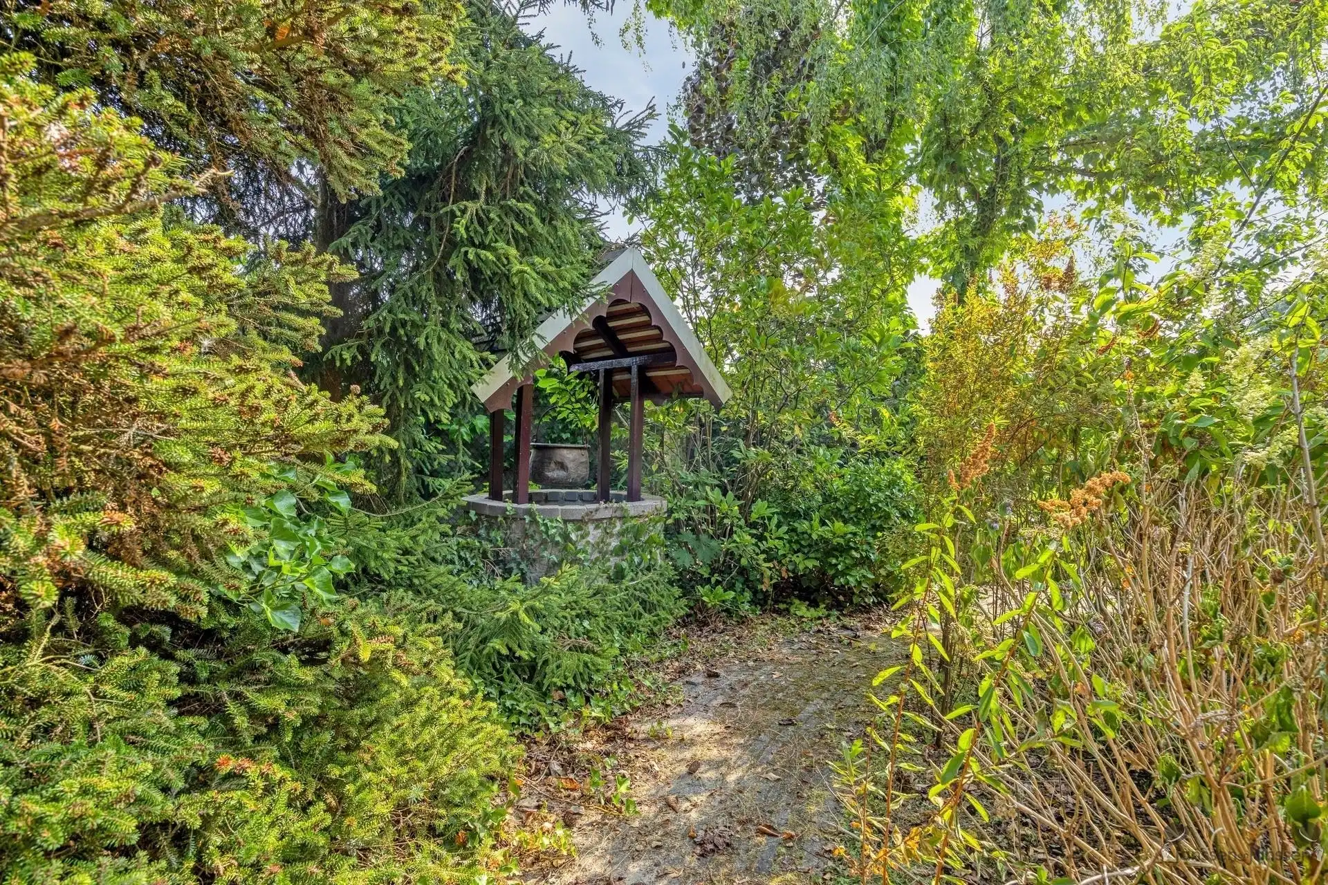 Sfeervolle villa met 5 slaapkamers, zwembad, veranda en uniek verhuurpotentieel  foto 56