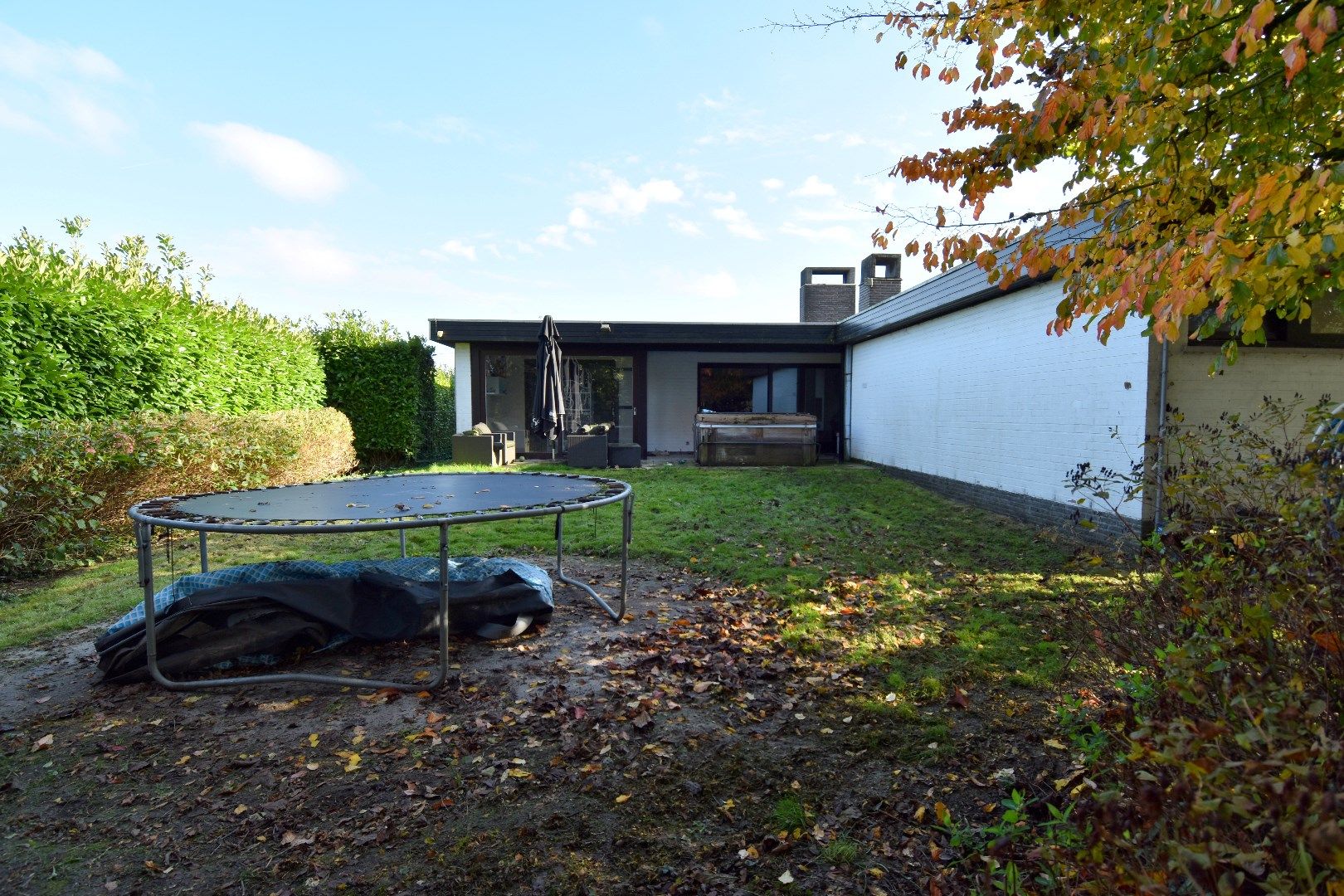 Ruime bungalow met 3 slaapkamers en praktijkruimte in centrum Aalbeke foto 25