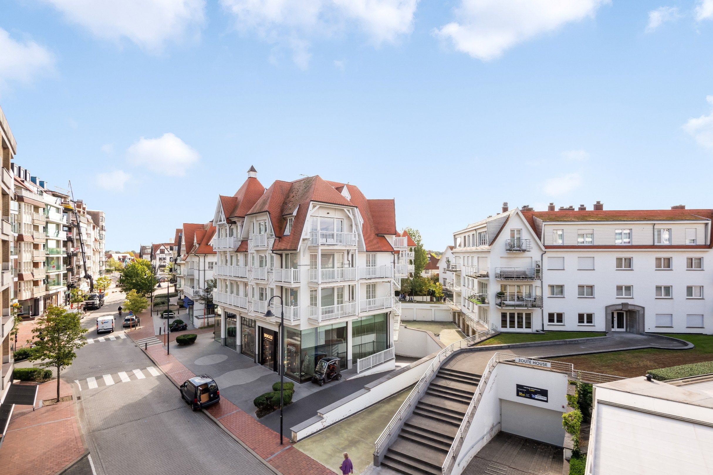 Zuidgericht appartement op de Kustlaan in het Zoute met UNIEK OPEN ZICHT ! foto 17
