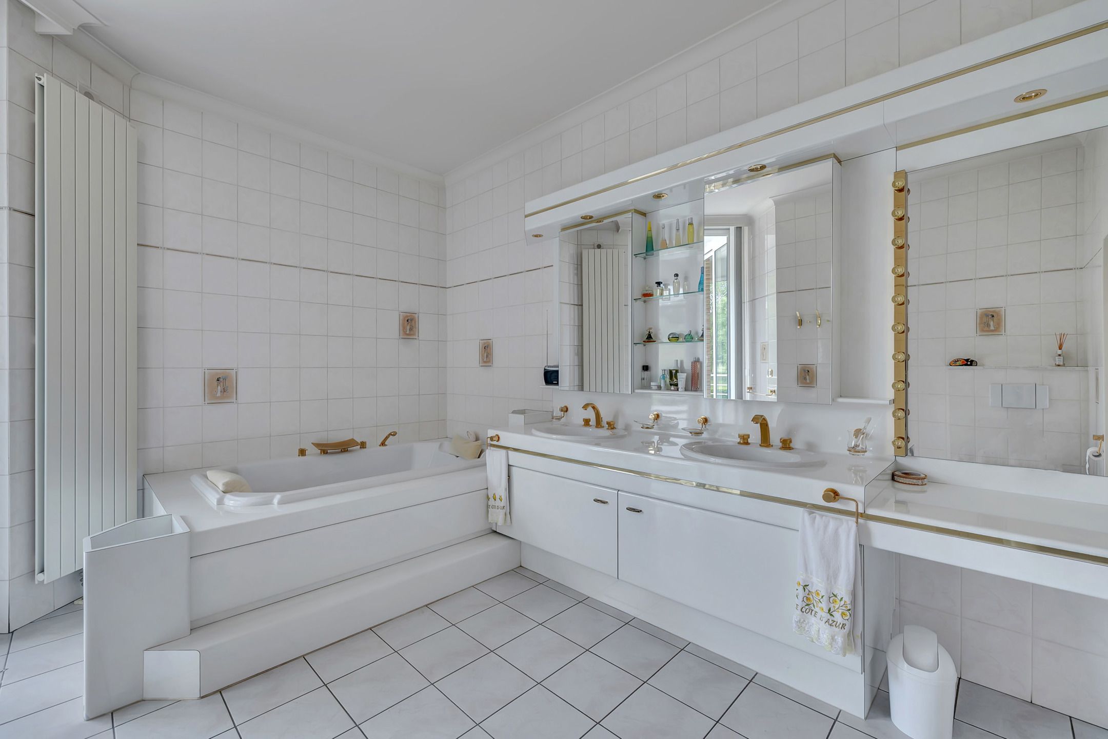 Unieke villa met zwembad, op riant perceel van 53 a 28 ca foto 17