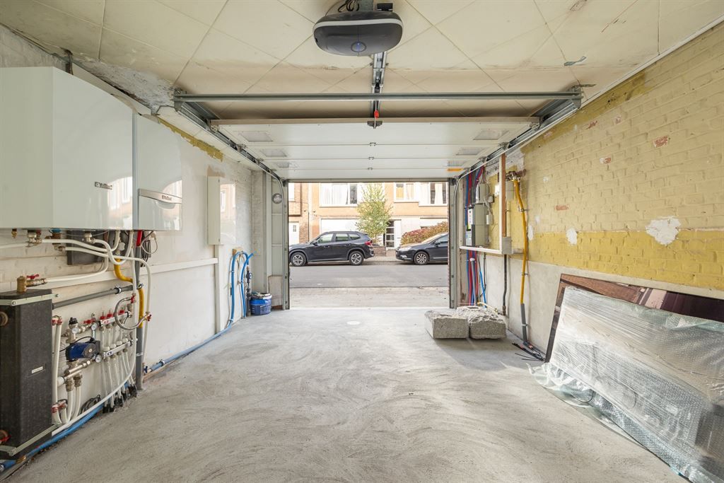 Gerenoveerde woning met zuidgerichte tuin foto 28