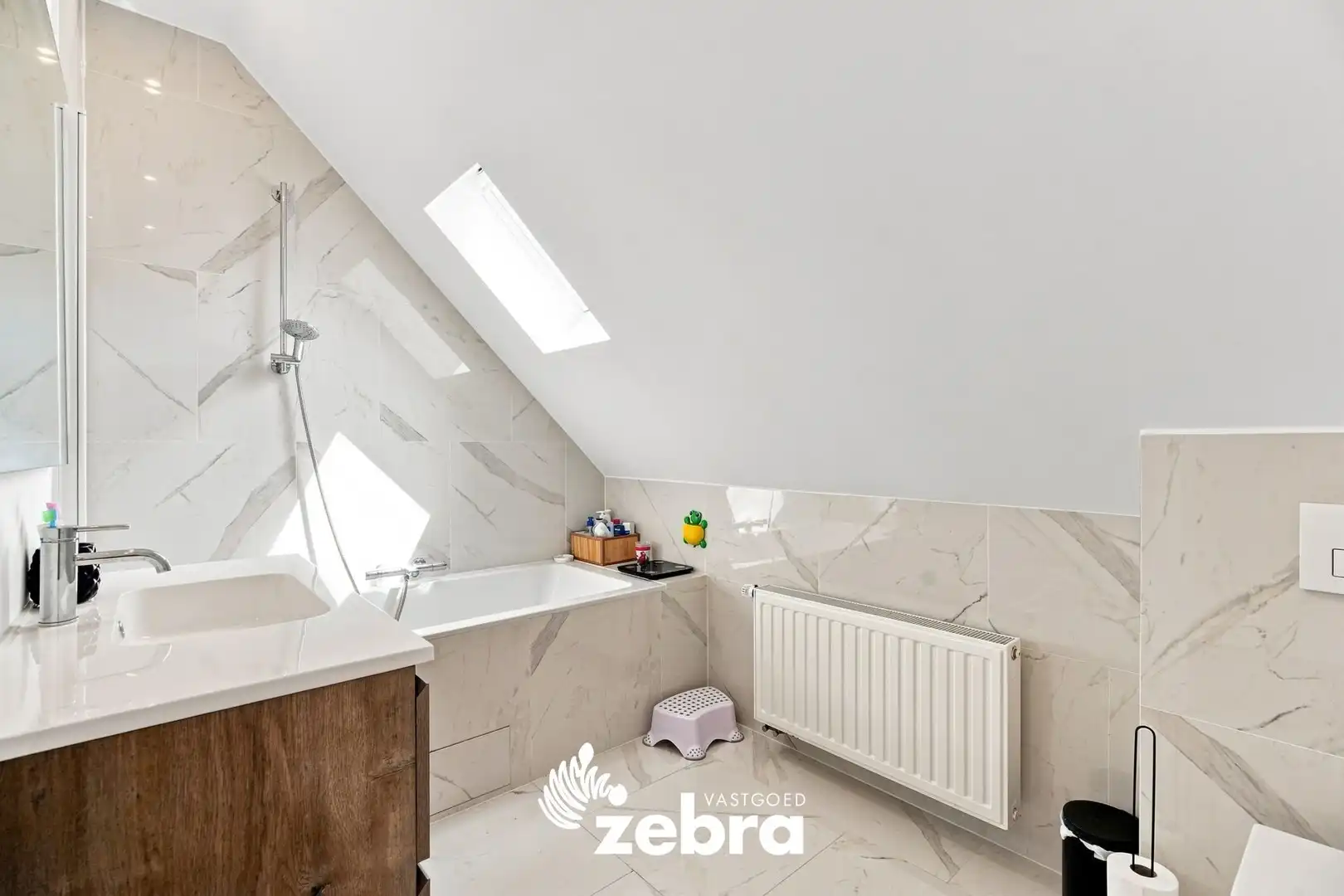 Gezinswoning met 5 slaapkamers te Roeselare! foto 15
