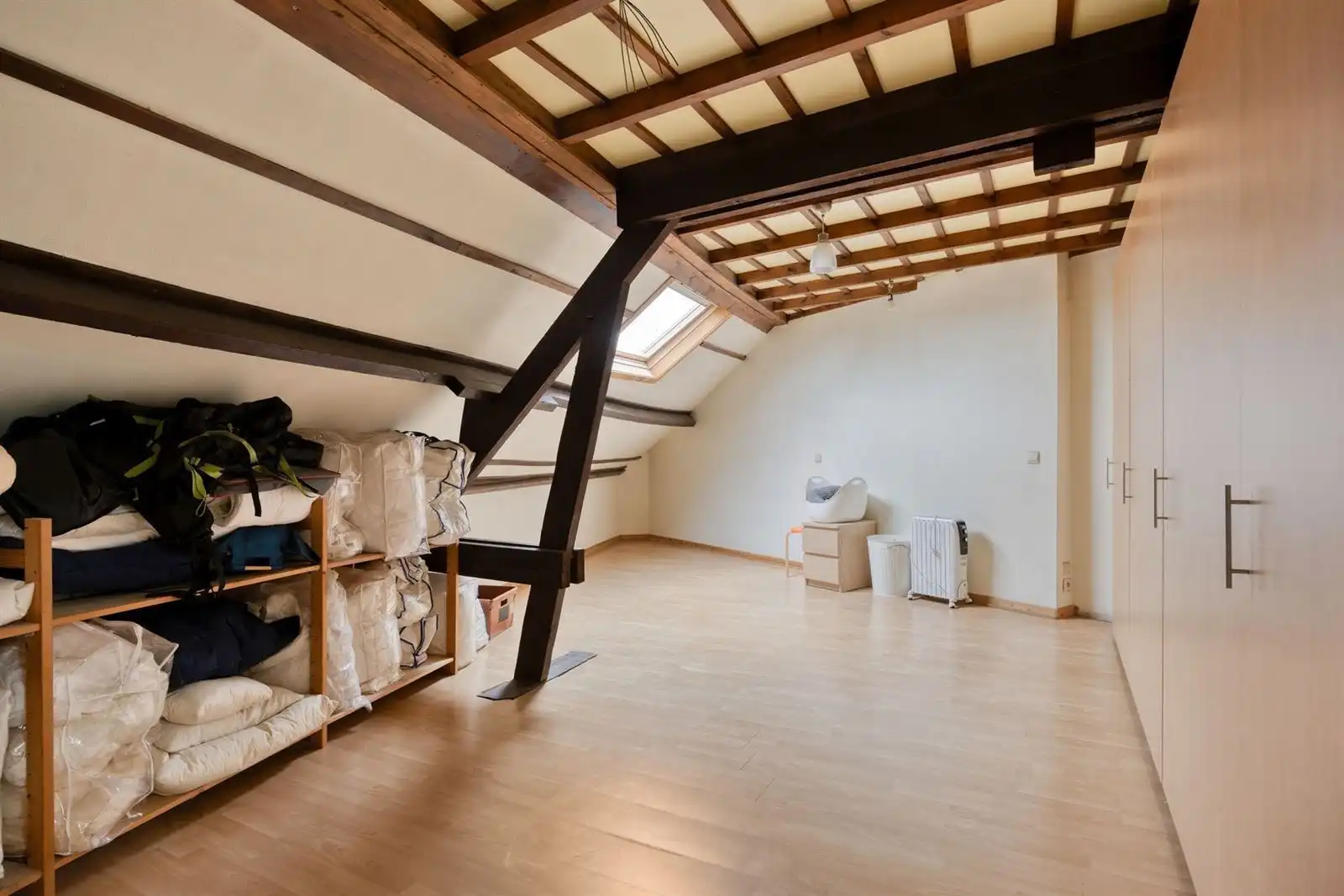 Woning met 5 slaapkamers en polyvalente ruimtes (250m²) foto 28