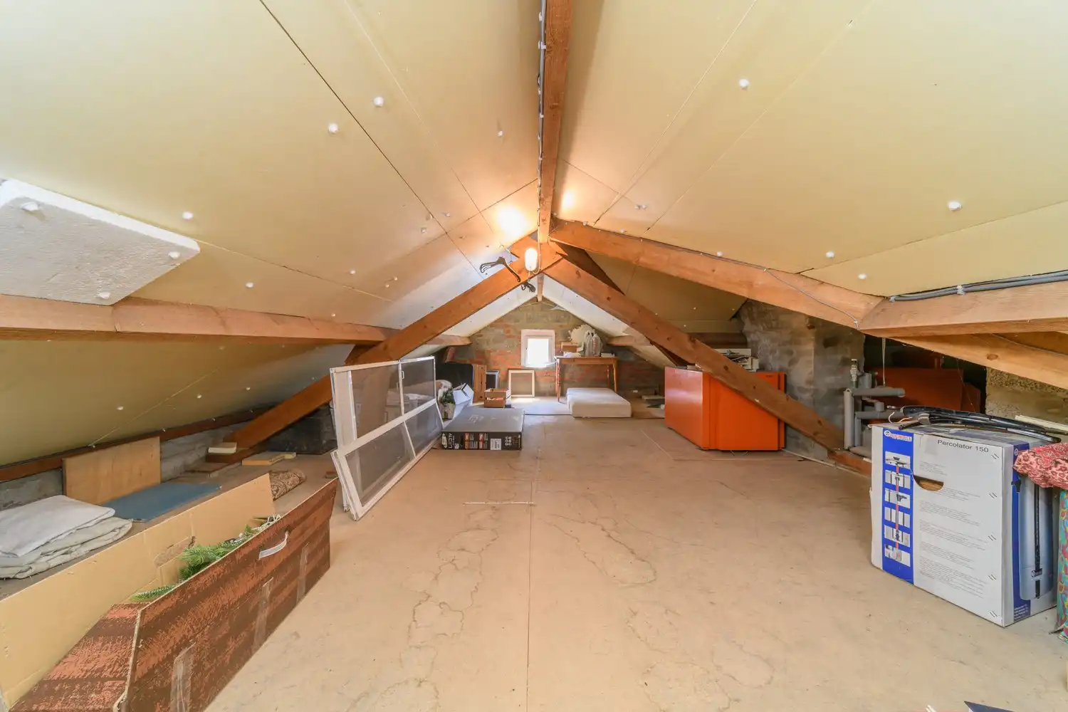BEVEREN AAN DE IJZER: Zeer degelijke villa-bungalow met alle leefruimtes op het gelijkvloers, ruime garage en tuin op 772m² totale grondopp. foto 16