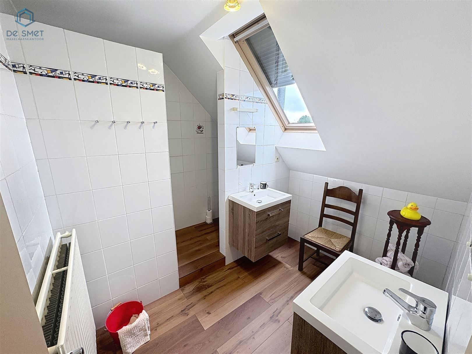 Luxe afgewerkte woning met 5 slaapkamers, lift en prachtig zicht op de jachthaven van Geraardsbergen foto 14