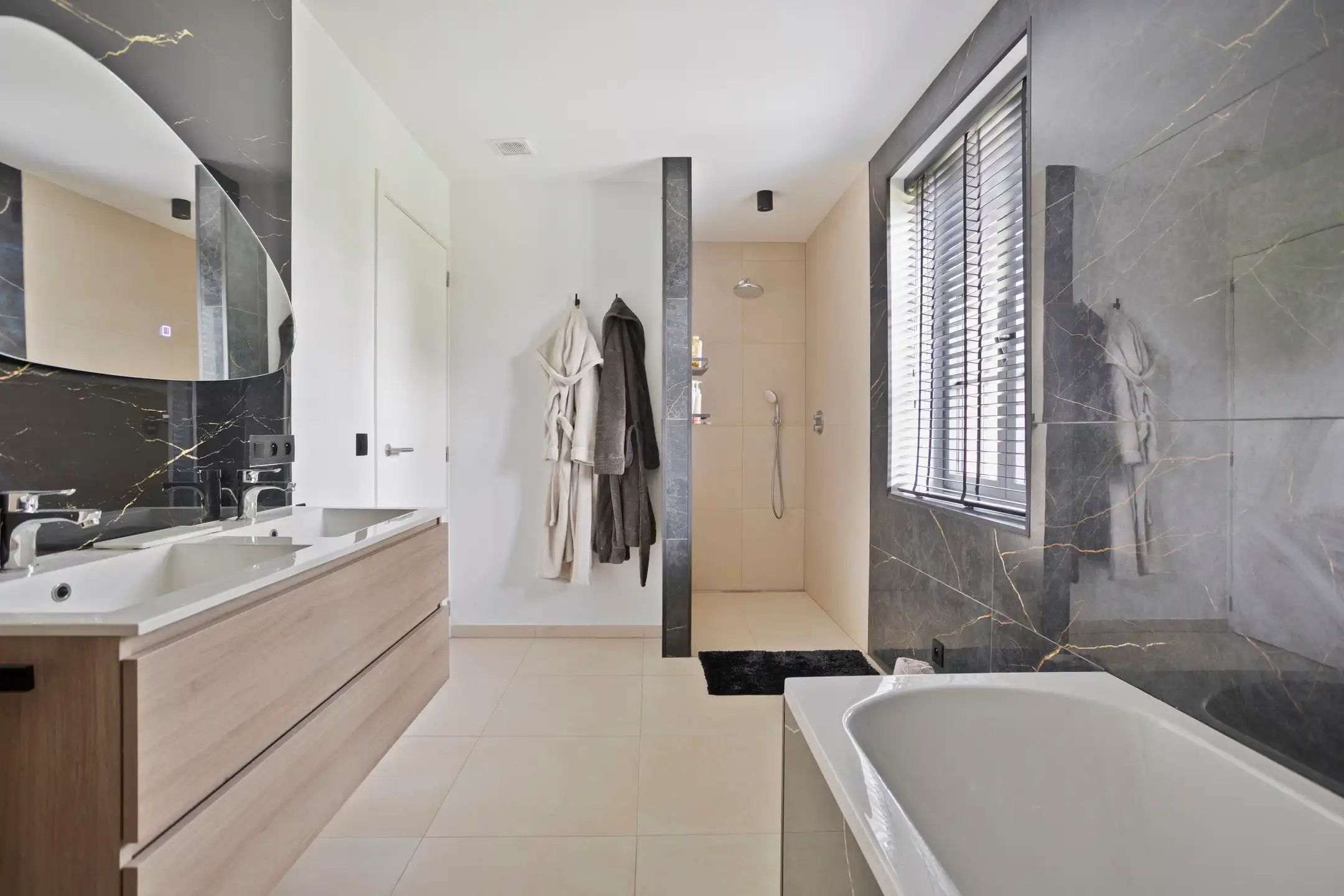 Recente BEN-woning met 4 slaapkamers op 10 are foto 17