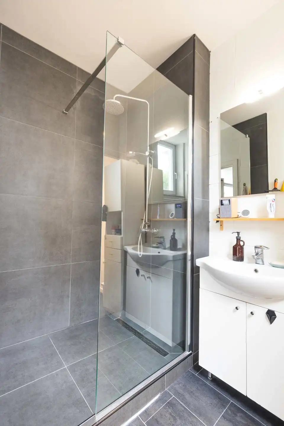 Mooi appartement 1 slaapkamer met kantoor/ dressing foto 14
