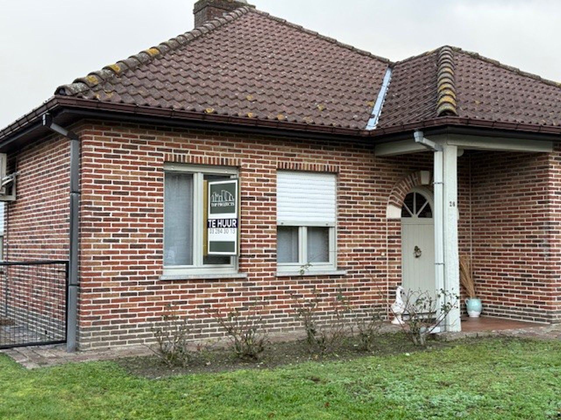 Gelijkvloerse woning met 2 slaapkamers foto {{pictureIndex}}