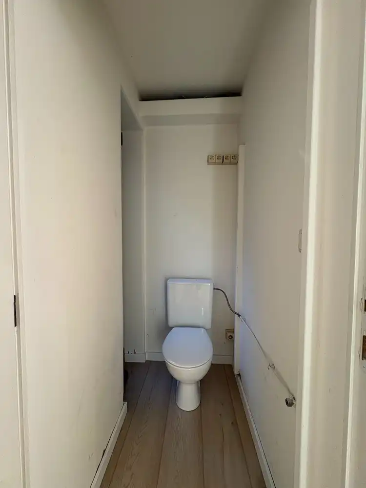 Handelspand op zeer gunstige ligging nabij de Markt van Torhout foto 5